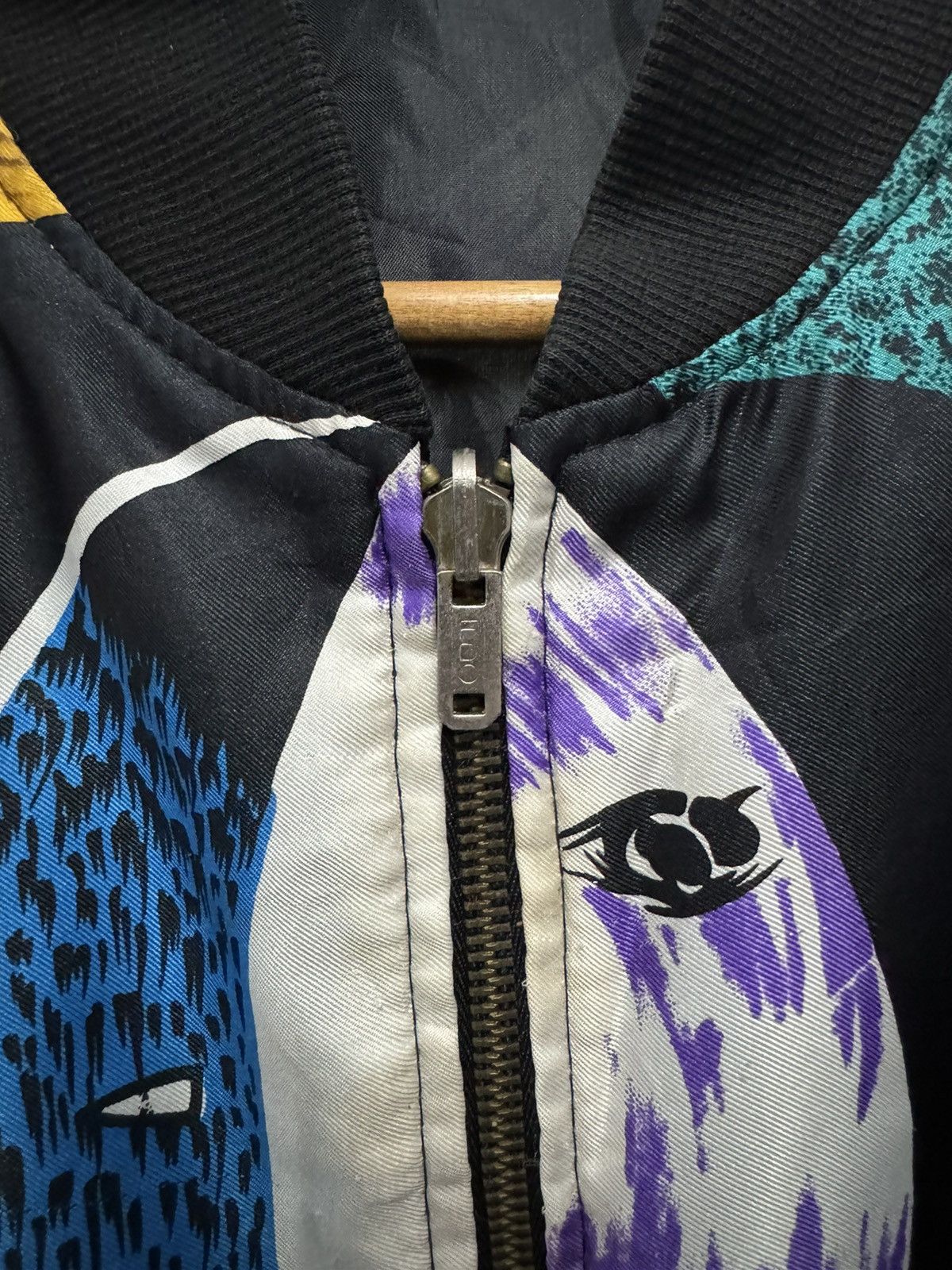 Vintage Vintage 90’s Picasso Reversible Silk Artwork Bomber Jacket Size US L / EU 52-54 / 3 - 6 Thumbnail