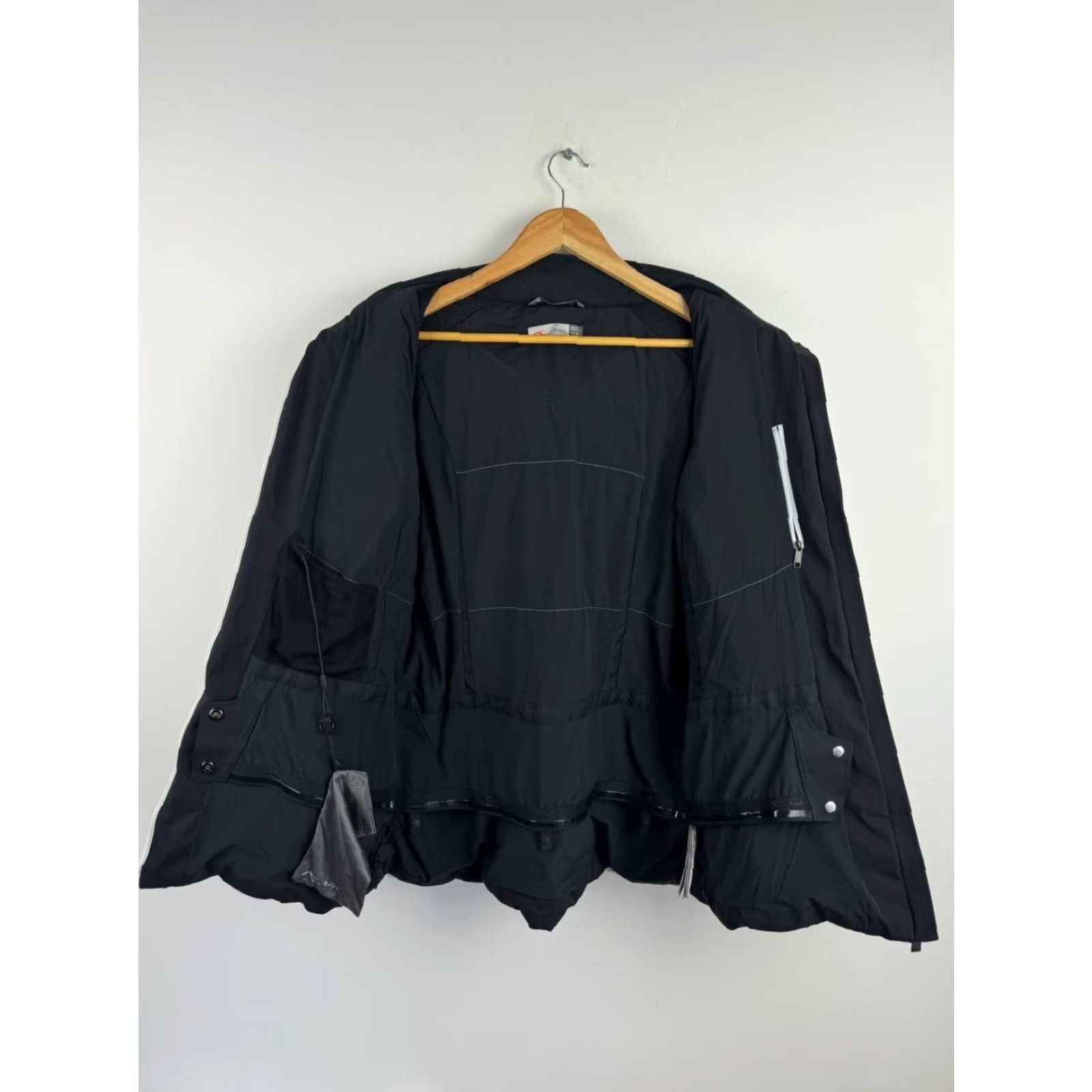 KJUS KJUS Jacket Women XL Down Puffer Ski Black Long Sleeve Regular Fit Mid-Length Coat Size XL / US 12-14 / IT 48-50 - 2 Thumbnail
