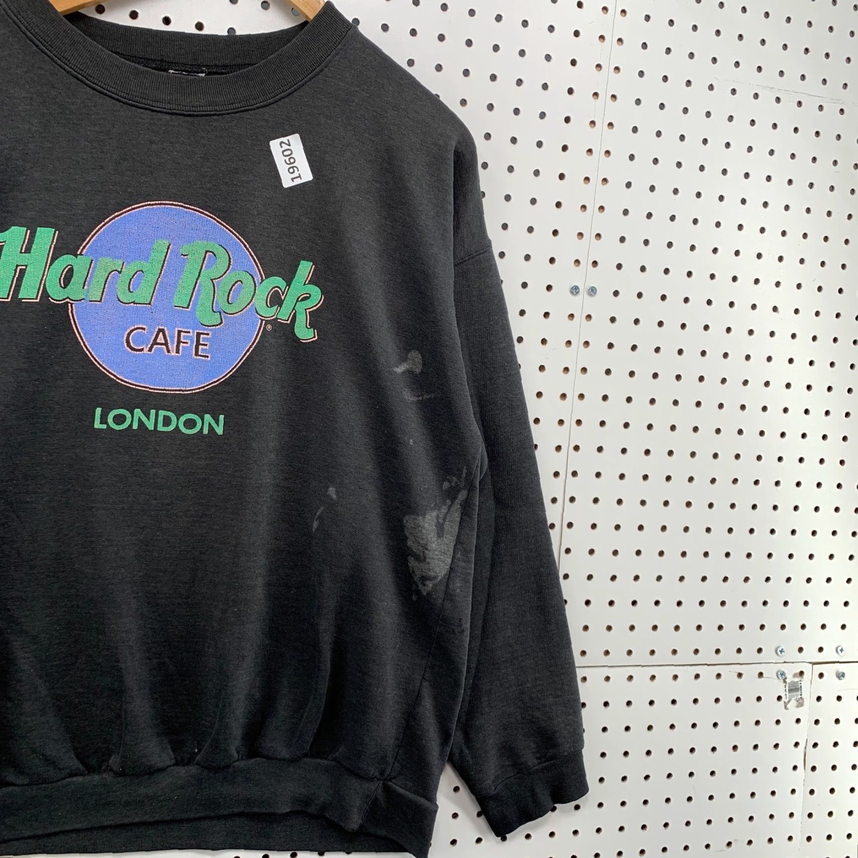 Hard Rock Cafe VINTAGE Hard Rock Cafe Sweatshirt Mens L Black Crew Neck 90s London Distress Pullover 25x28 Size US L / EU 52-54 / 3 - 4 Thumbnail