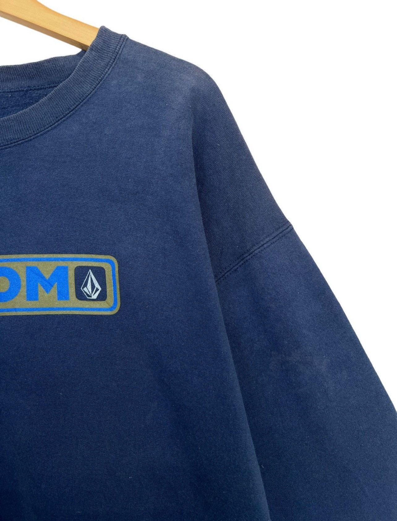 Volcom Vintage 90s Volcom Sweatshirt Distressed Sweatshirt Size US L / EU 52-54 / 3 - 3 Thumbnail