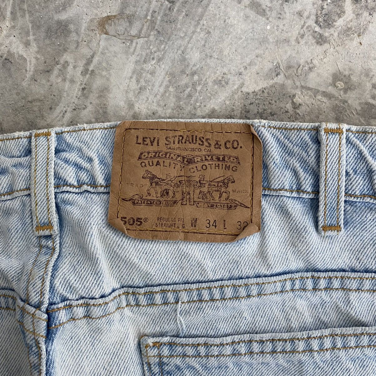 Levi's Vintage 1996 Levis 505 Orange Tab Light Blue Dirty Jeans Size US 34 / EU 50 - 13 Thumbnail