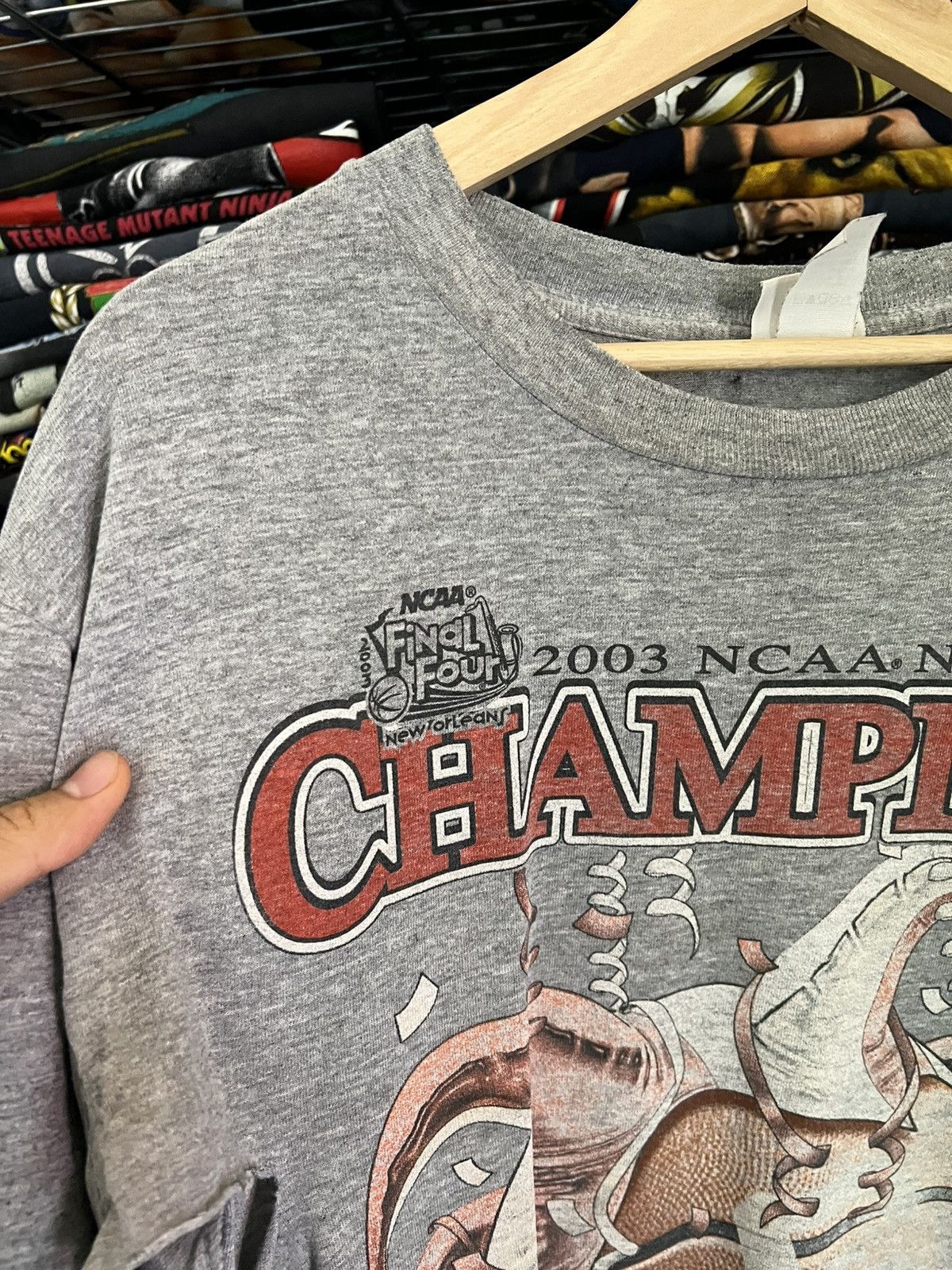 NCAA 2003 Final Four Syracuse Orangemen Basketball Lee NBA Tee Size US L / EU 52-54 / 3 - 7 Thumbnail