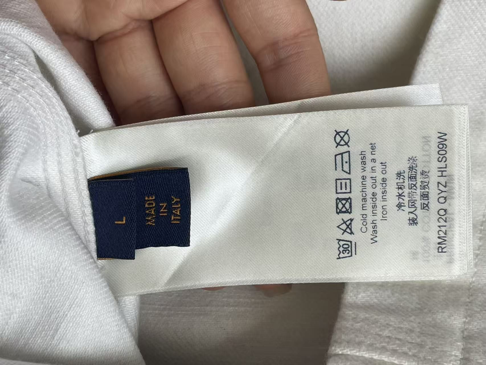 Louis Vuitton Louis Vuitton Gradient Snowfall Monogram Jacket Size US L / EU 52-54 / 3 - 11 Thumbnail