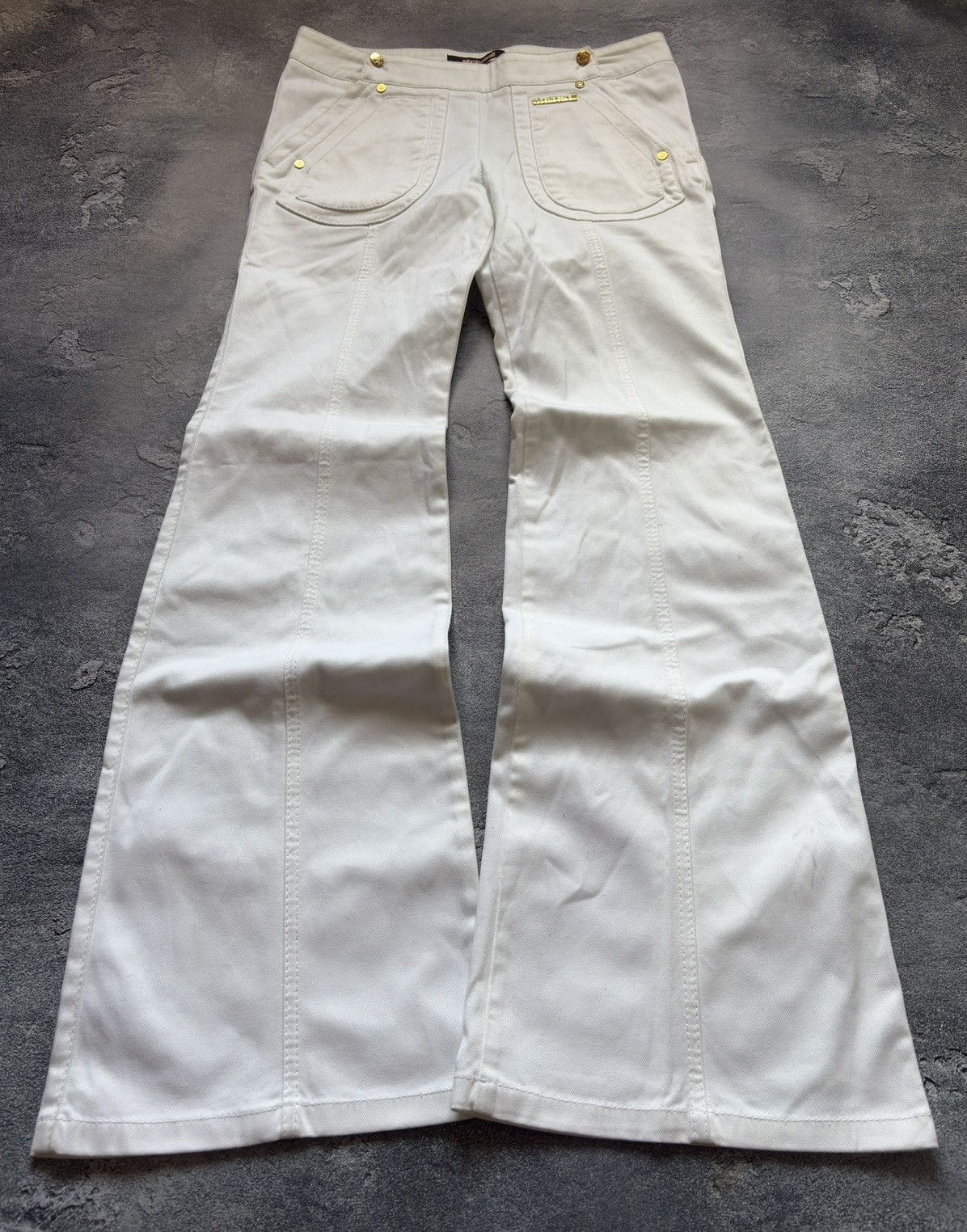 Roberto Cavalli Vintage Roberto Cavalli Luxury Women’s White Flared Pants Size 27" / US 4 / IT 40 - 1 Thumbnail