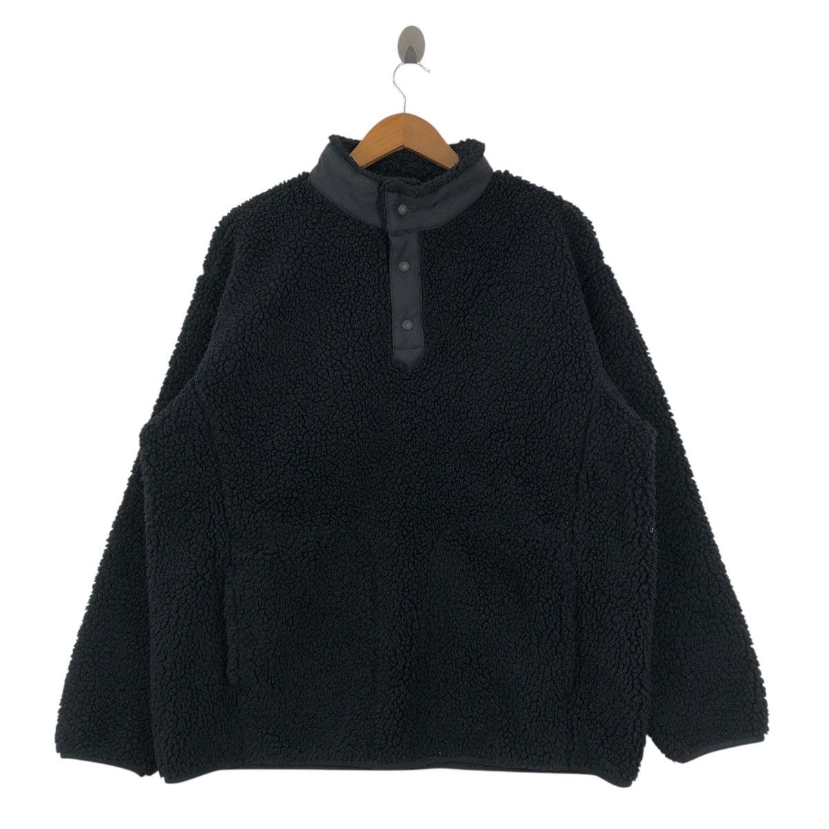 White Mountaineering Outdoor Designer WHITE MOUNTAINEERING X UT Japan Deep Pile Size US XL / EU 56 / 4 - 2 Thumbnail