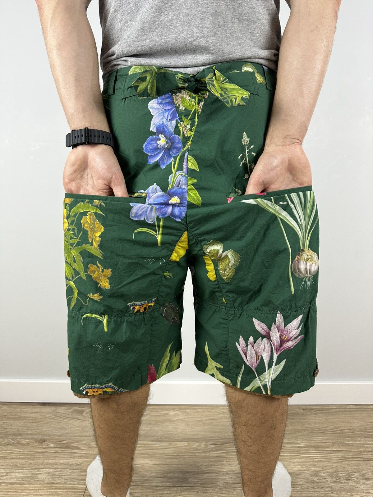 Aleksandr Manamis ALEKSANDR MANAMIS Unisex PANTS Bridges Shorts floral Size US 34 / EU 50 - 2 Thumbnail