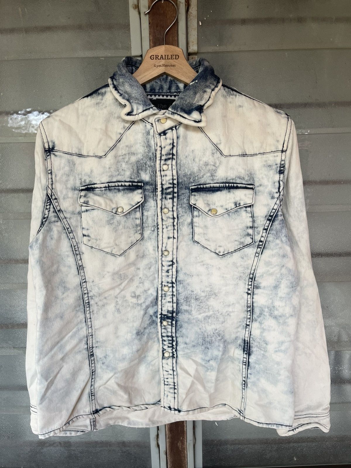 In The Attic Vintage In The Attic Long Sleeve Button Down Acid Wash Tee Size US M / EU 48-50 / 2 - 1 Thumbnail