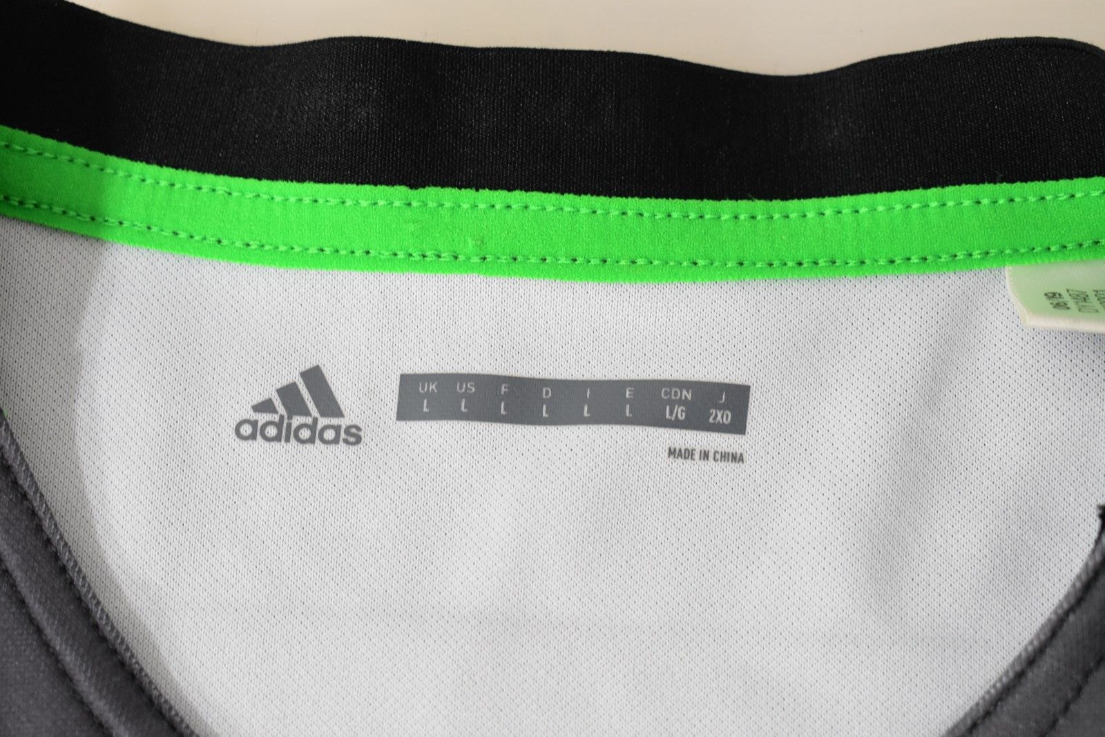 Adidas 2019-2020 adidas HARLEQUINS Jersey Rugby Away Shirt SIZE L Size US L / EU 52-54 / 3 - 5 Thumbnail