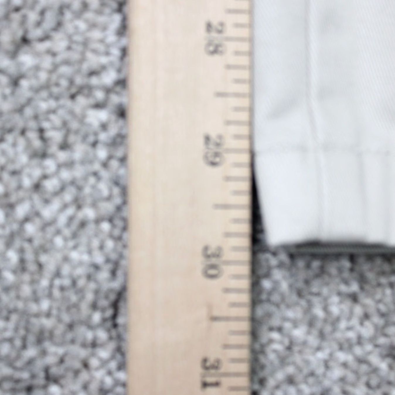 Dockers Dockers Pants Mens 36x30 Beige D3 Classic Fit Chino Flat Front 100% Cotton Size US 36 / EU 52 - 3 Thumbnail