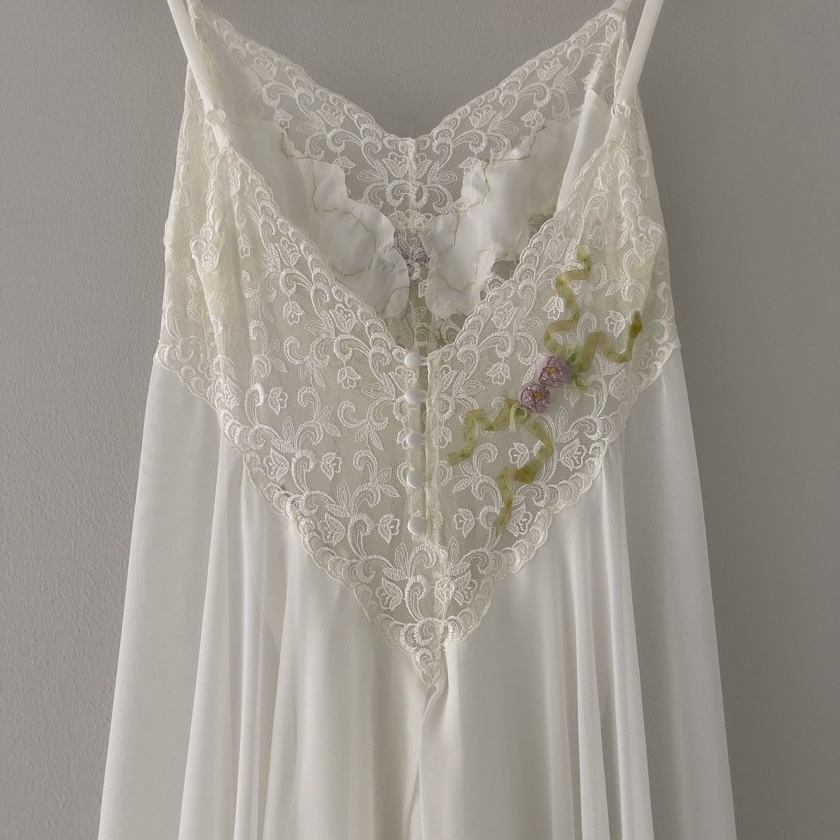 Victoria's Secret × Vintage Romantic White Chiffon Sheer Slip Gown (S-M) Size M / US 6-8 / IT 42-44 - 17 Thumbnail