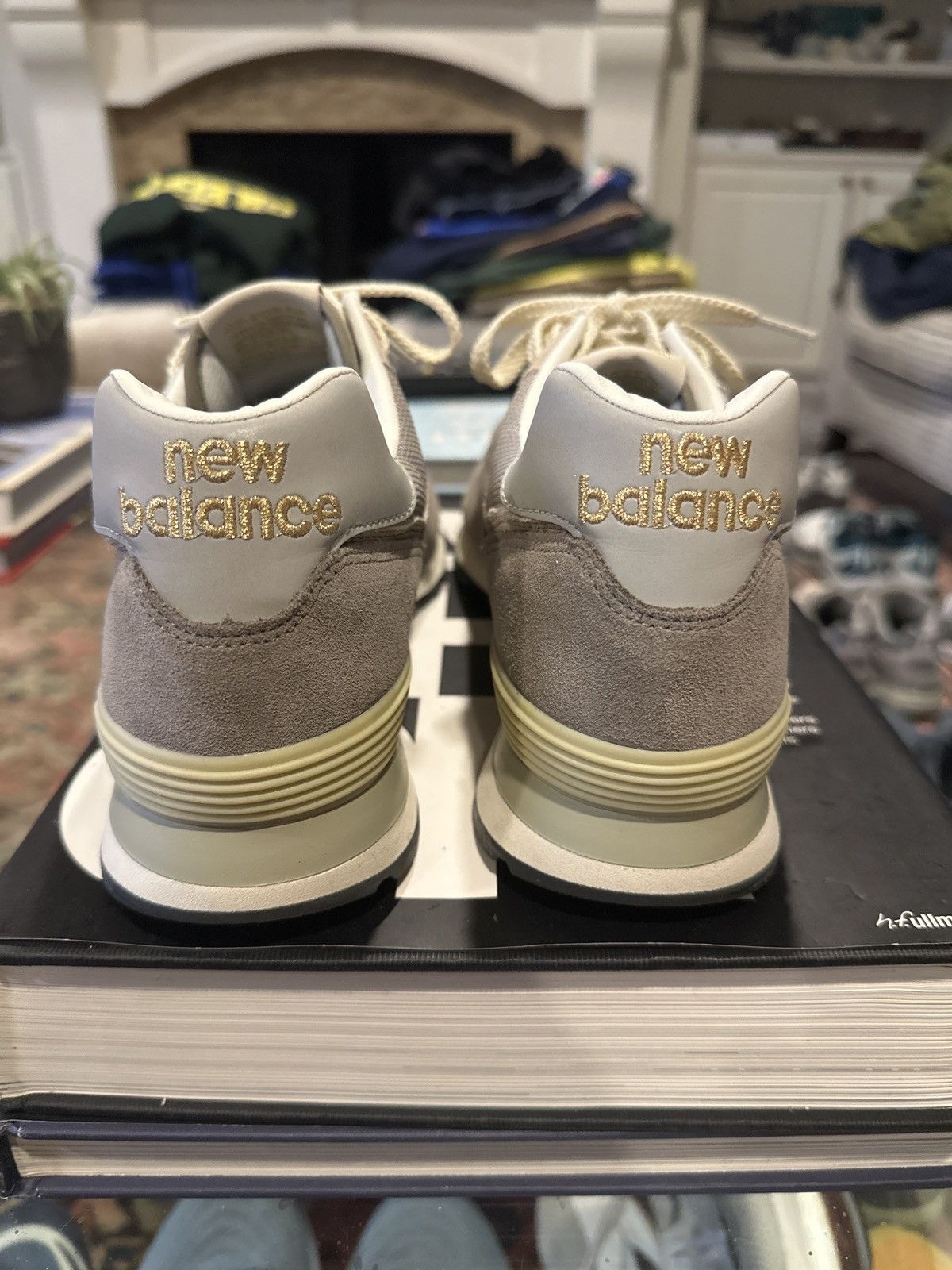 New Balance New balance 574 no N grey day 2021 size 12 Size US 12 / EU 45 - 5 Thumbnail
