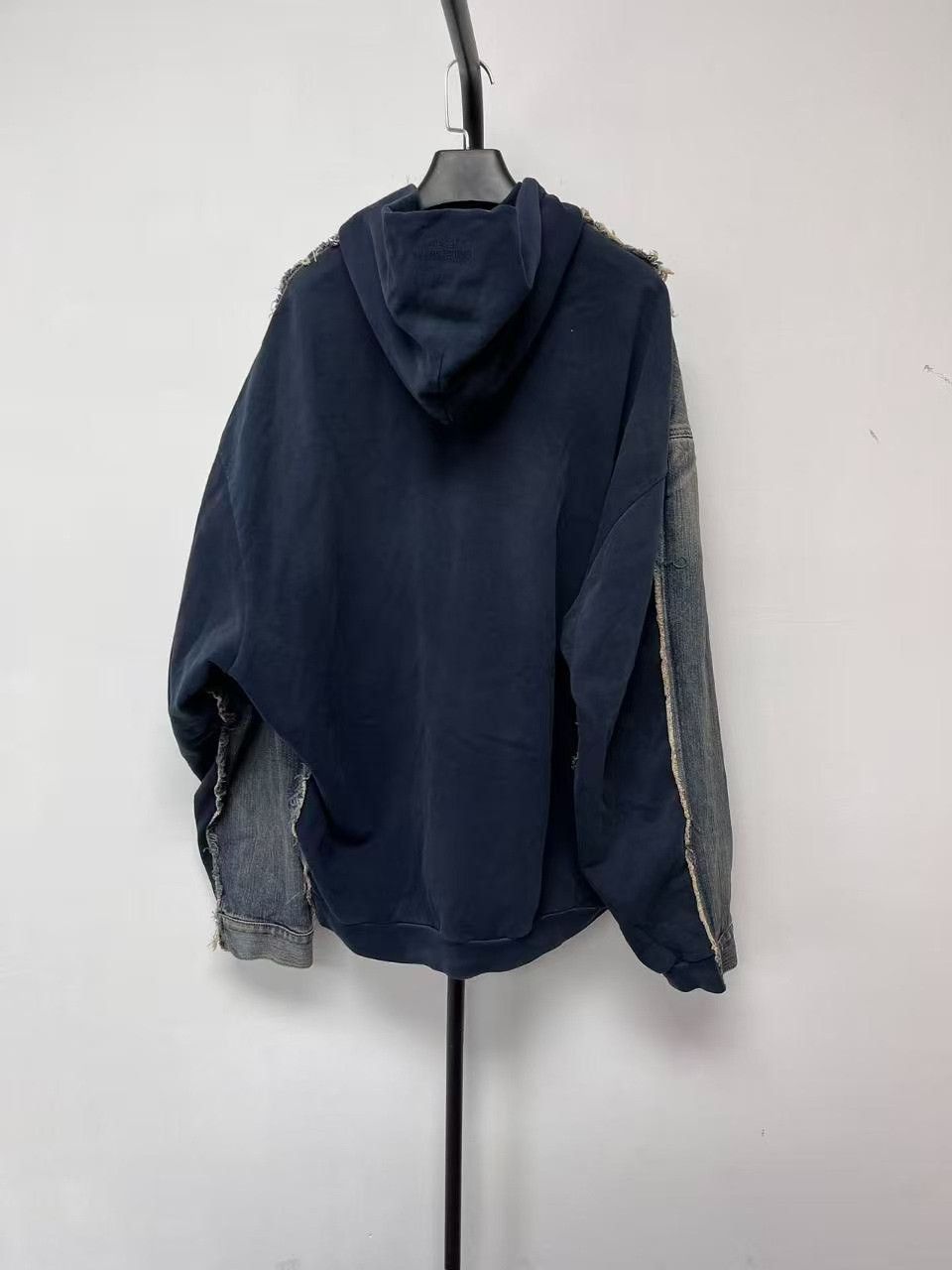 Balenciaga Balenciaga Unisex Loose Hooded Jacket Size US L / EU 52-54 / 3 - 1 Thumbnail
