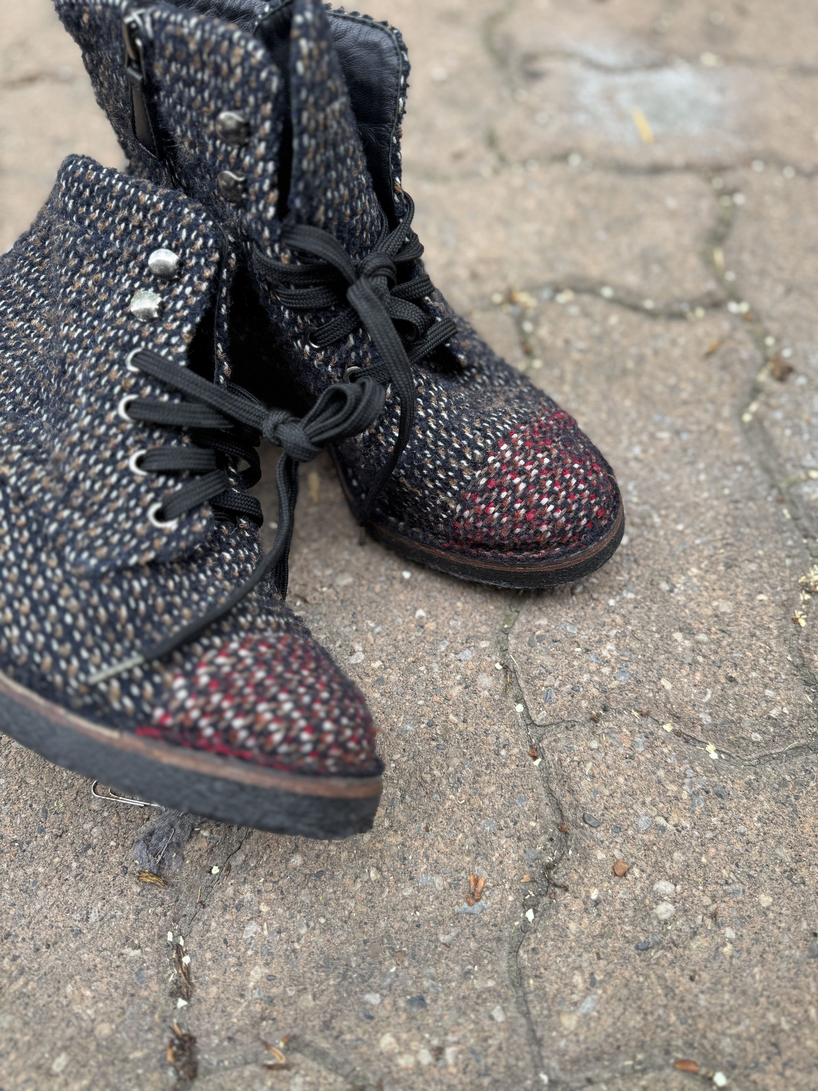 Chanel Chanel Tweed Boots Size US 8 / IT 38 - 3 Thumbnail