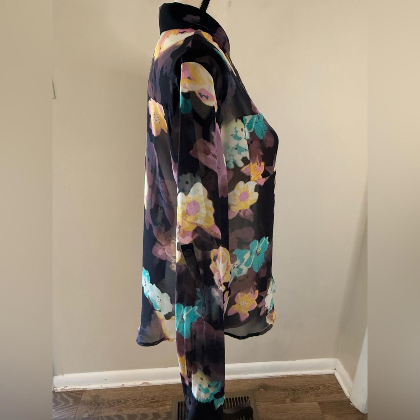 Decree Decree semi sheer colorful floral button up top blouse SZ SM Size S / US 4 / IT 40 - 5 Thumbnail