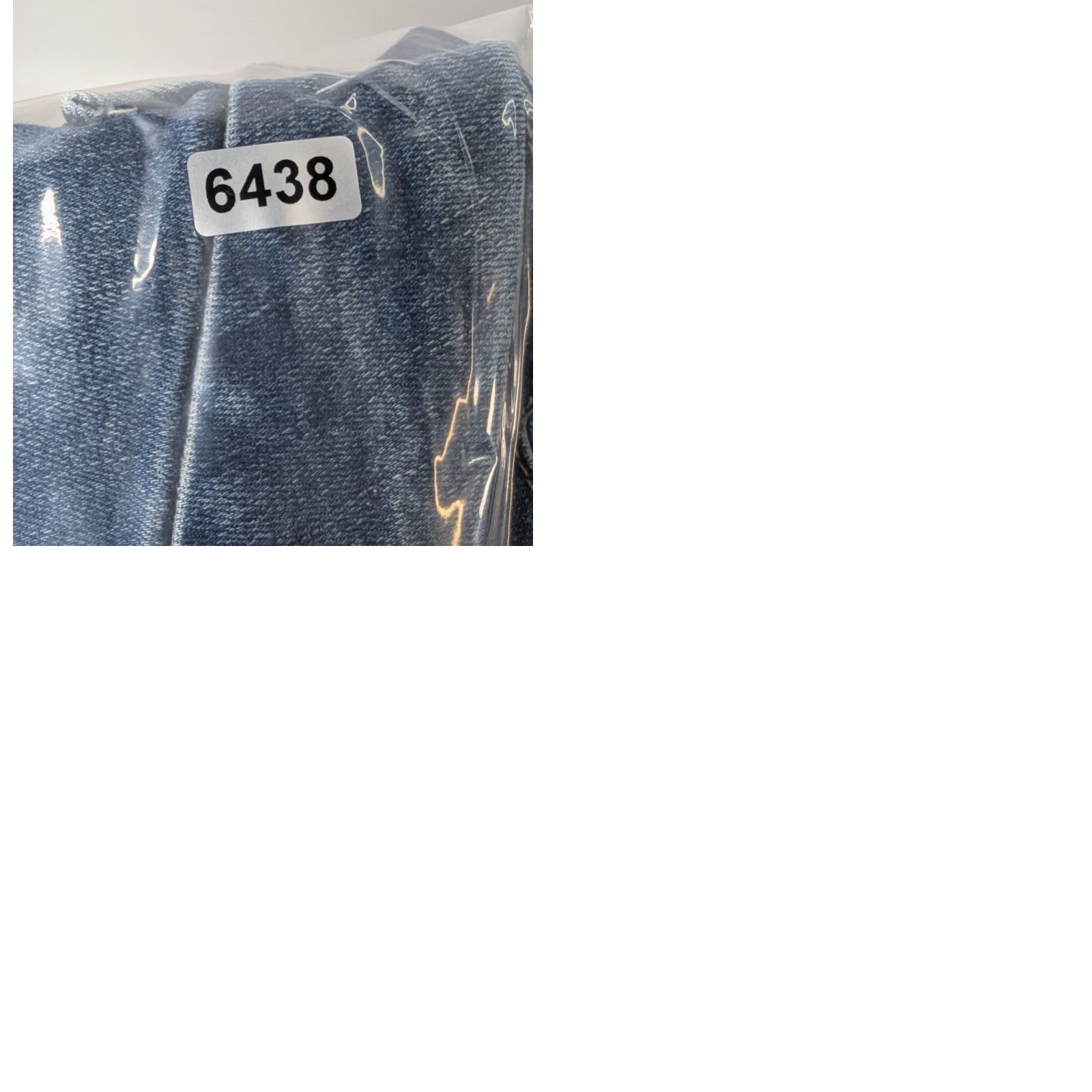 Good American Good American Jeans GWCSPR067T Size 16 Good Waist Crop Shadow Pocket Raw Hem Skinny Cropped 5-Pocket Denim Blue Cotton Blend Regular Womens Size 38" / US 16 / IT 52 - 9 Thumbnail