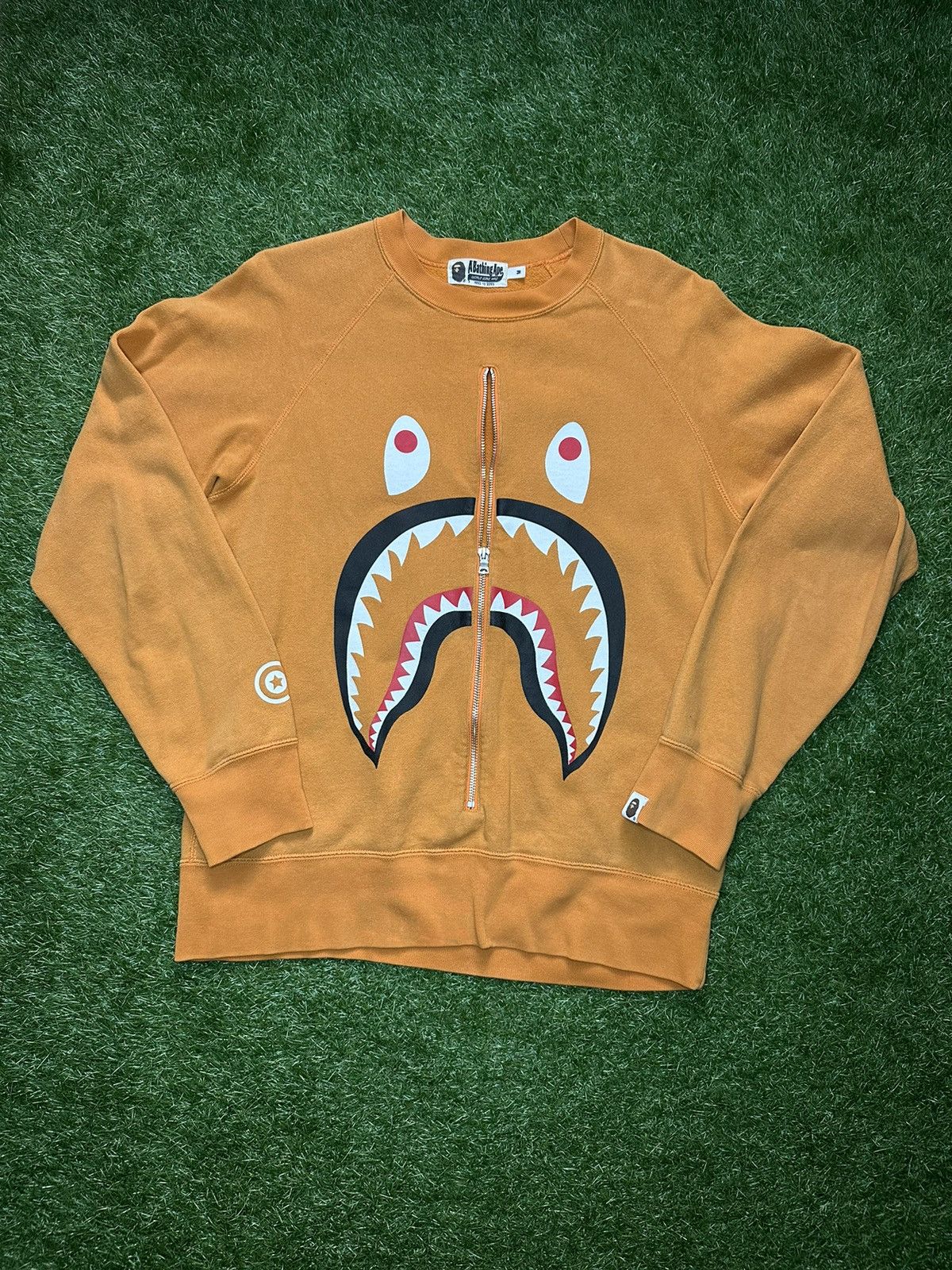 Bape Bape shark orange crewneck Size US M / EU 48-50 / 2 - 1 Thumbnail