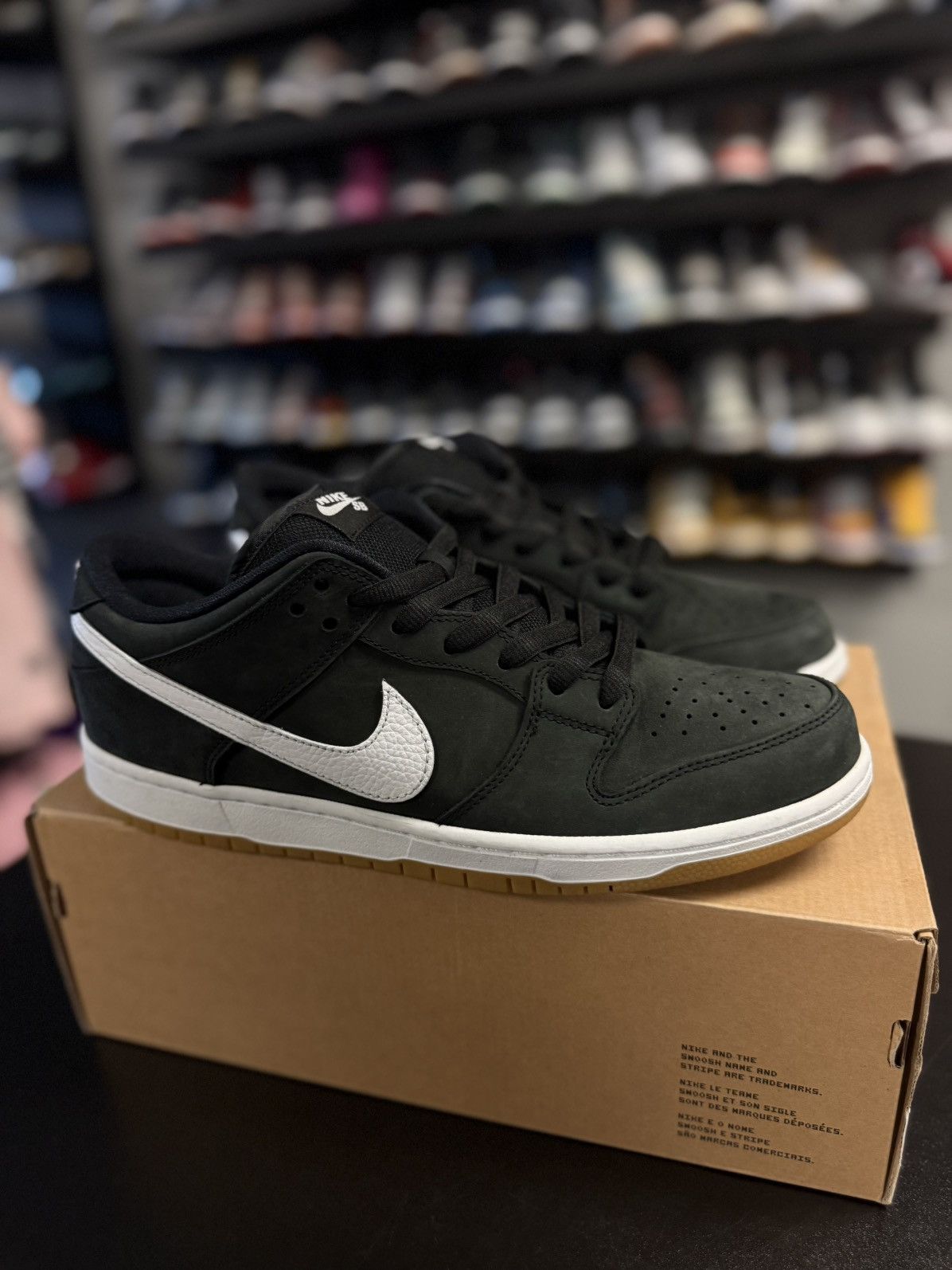 Nike Mens Size 11 - Nike SB Dunk Low Pro Black Gum Orange Label Size US 11 / EU 44 - 2 Thumbnail