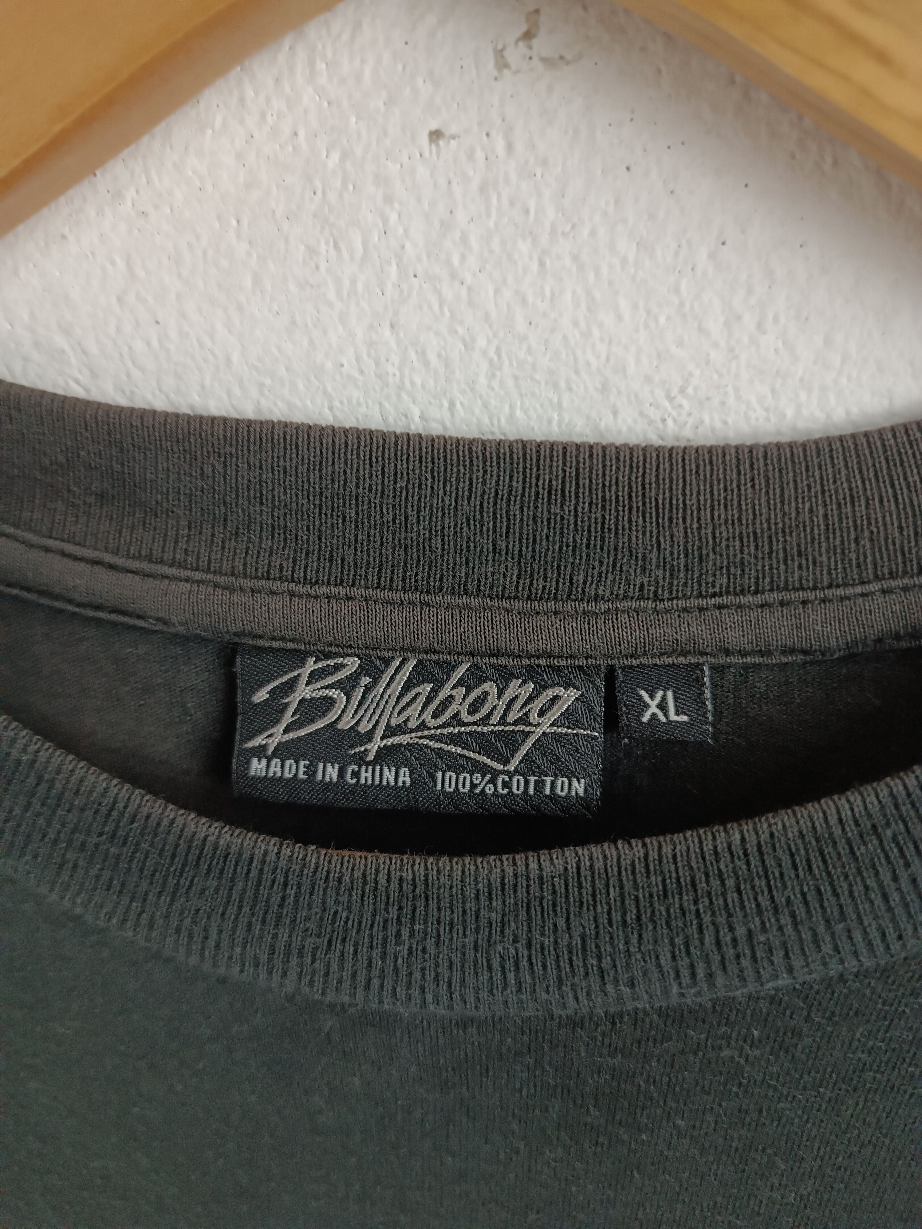 Billabong VINTAGE Y2K BILLABONG CLASSIC BIG LOGO FADED TEE VERY RARE Size US L / EU 52-54 / 3 - 7 Thumbnail
