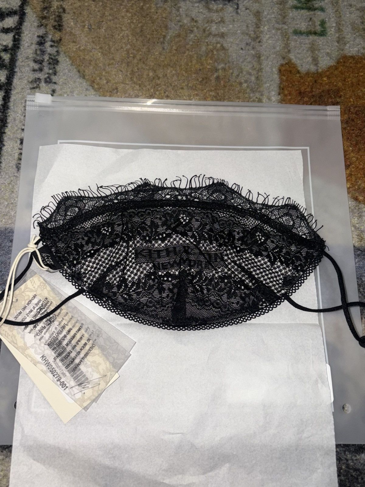 Kith Lisa for Kith Lace Mask Size ONE SIZE - 1 Thumbnail