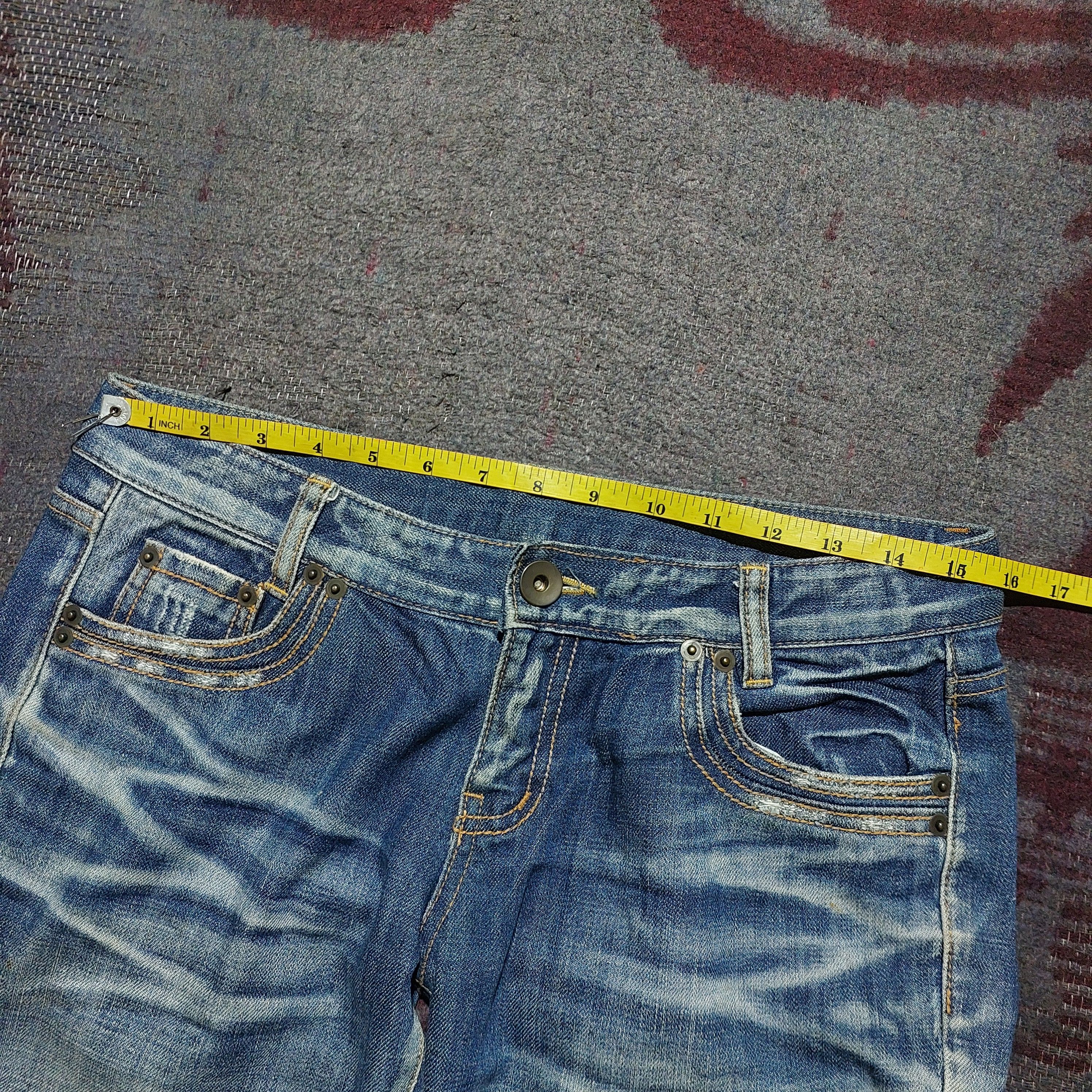 Tornado Mart Jean Mani distressed fadded blue flared jeans Size US 29 - 14 Thumbnail