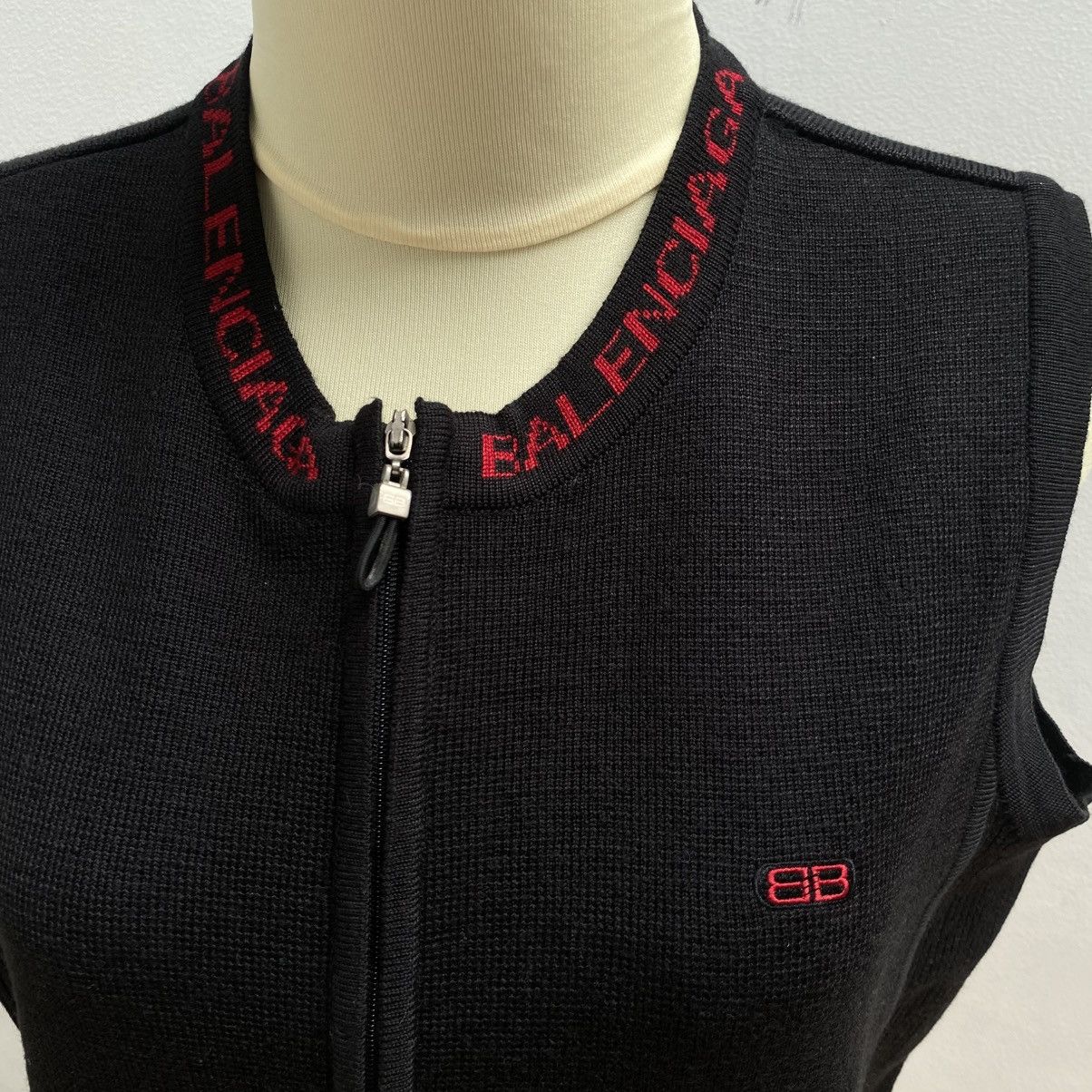 Balenciaga Balenciaga Vest Knit Wear Size M / US 6-8 / IT 42-44 - 2 Thumbnail
