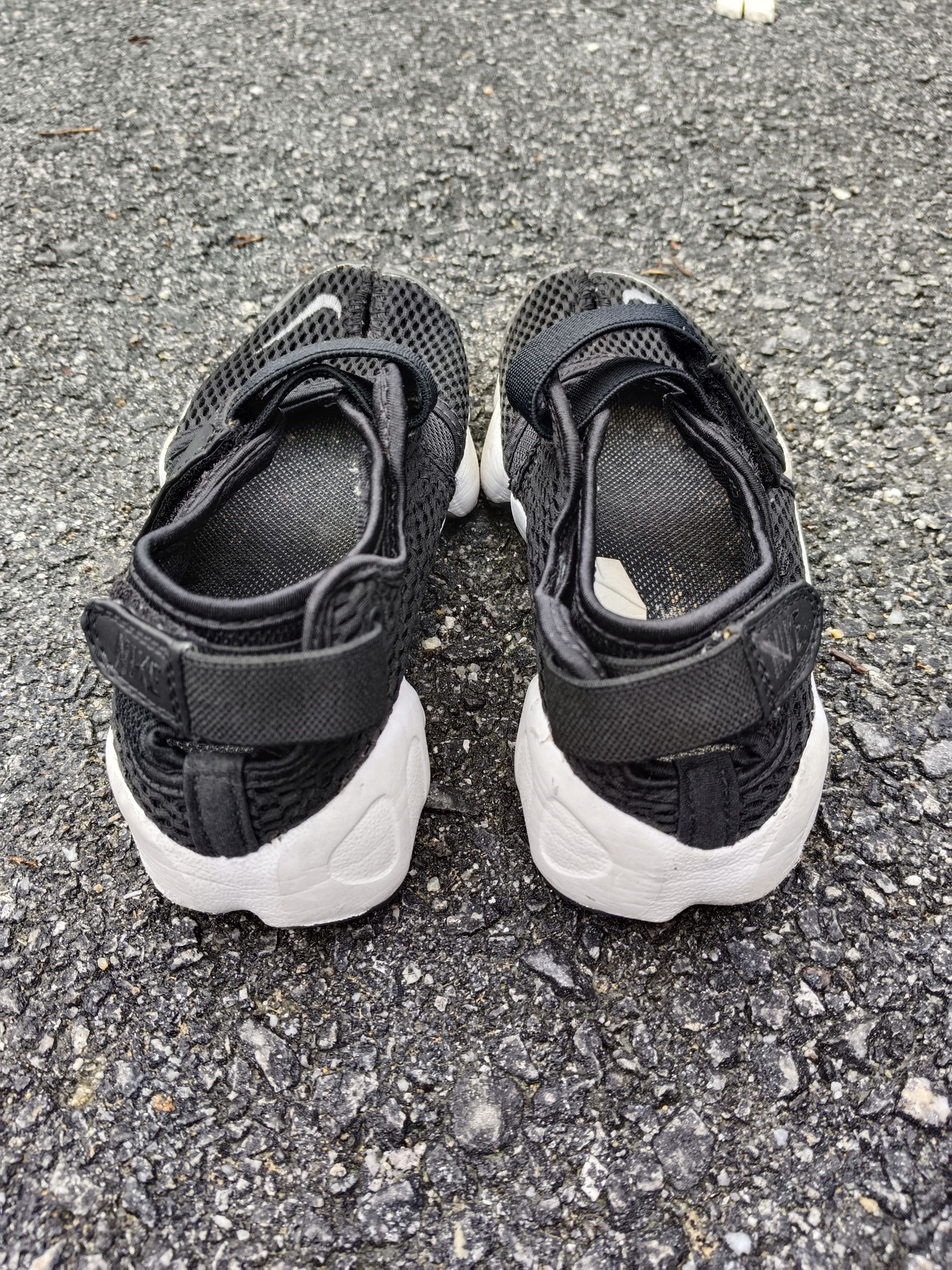 Hypebeast × Nike NIKE TABI SANDALS Size US 6 / IT 36 - 7 Thumbnail