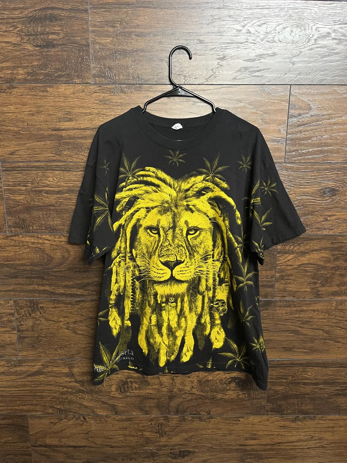 Designer Marijuana Rasta Lion Dreadlocks T-shirt - 2 Sided Tee XL Size US XL / EU 56 / 4 - 1 Thumbnail