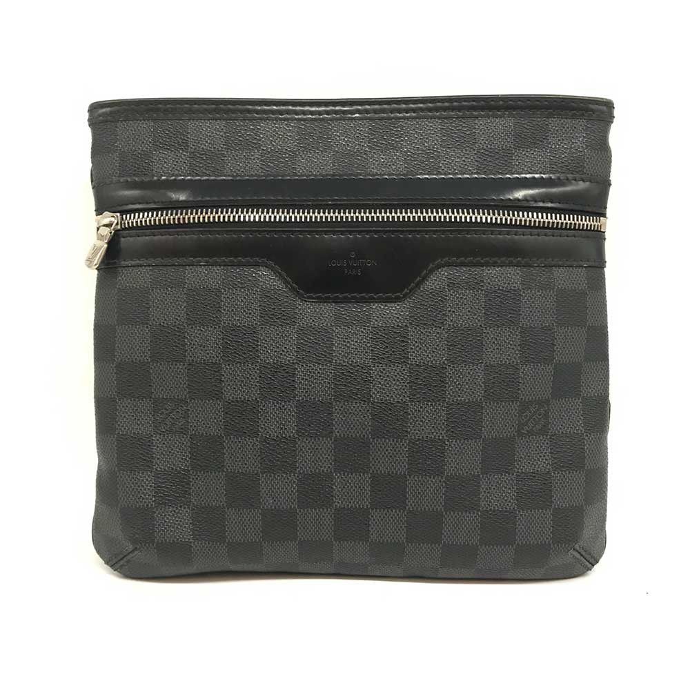 Louis Vuitton Louis Vuitton Louis Vuitton Damier Graphite Crossbody Bag Canvas Crossbody Bag in Very Good Condition Size ONE SIZE - 1 Thumbnail