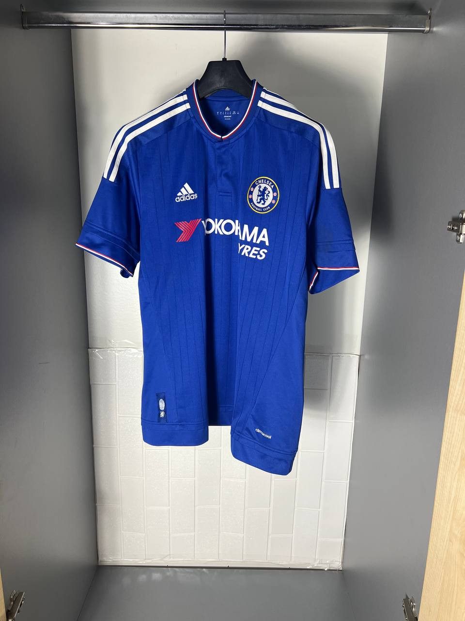 Adidas VINTAGE ADIDAS FC CHELSEA LONDON ENGLAND SOCCER JERSEY RETRO Size US XL / EU 56 / 4 - 3 Thumbnail