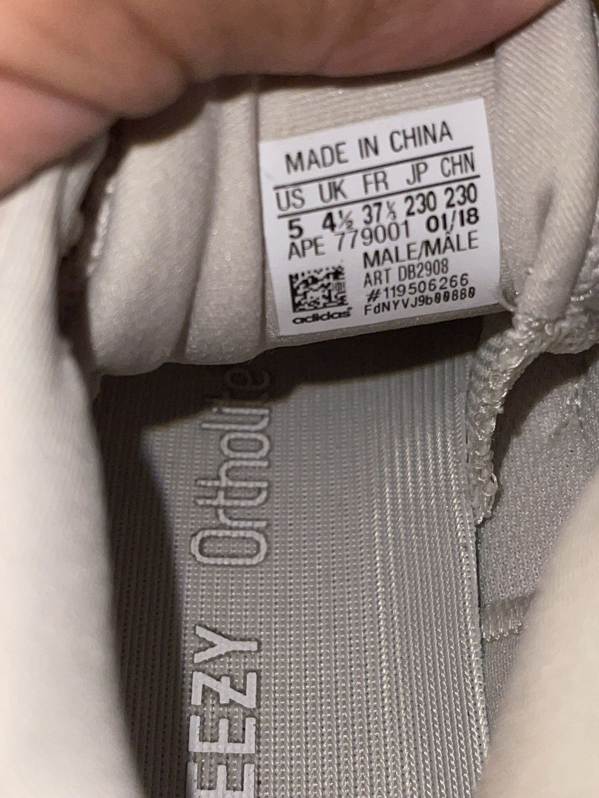 Yeezy YEEZY 500 BLUSH OG BOX Size US 5 / EU 37 - 3 Thumbnail