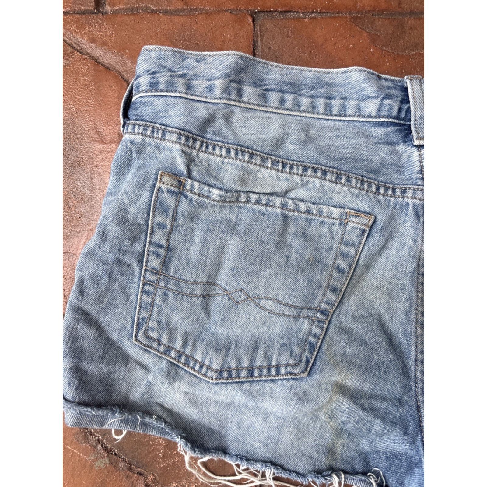Lucky Brand VINTAGE Lucky Brand Cut Off Booty Denim Jean Shorts Women’s 6/28 Blue 100% Cotton Denim Casual Party/Cocktail Womens Size 28" / US 6 / IT 42 - 5 Thumbnail