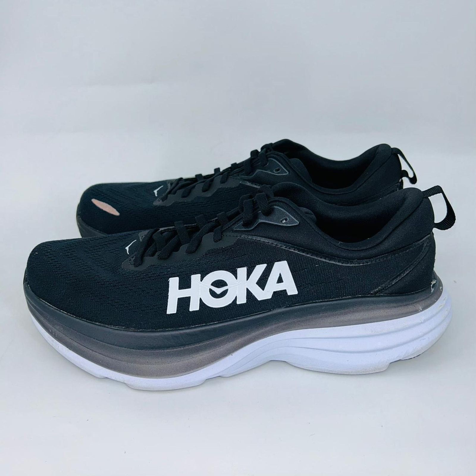 Hoka HOKA WOMENS BONDI8 WHITE/BLACK MESH RUNNING SHOES SIZE 7.5B Size US 7.5 / IT 37.5 - 4 Thumbnail