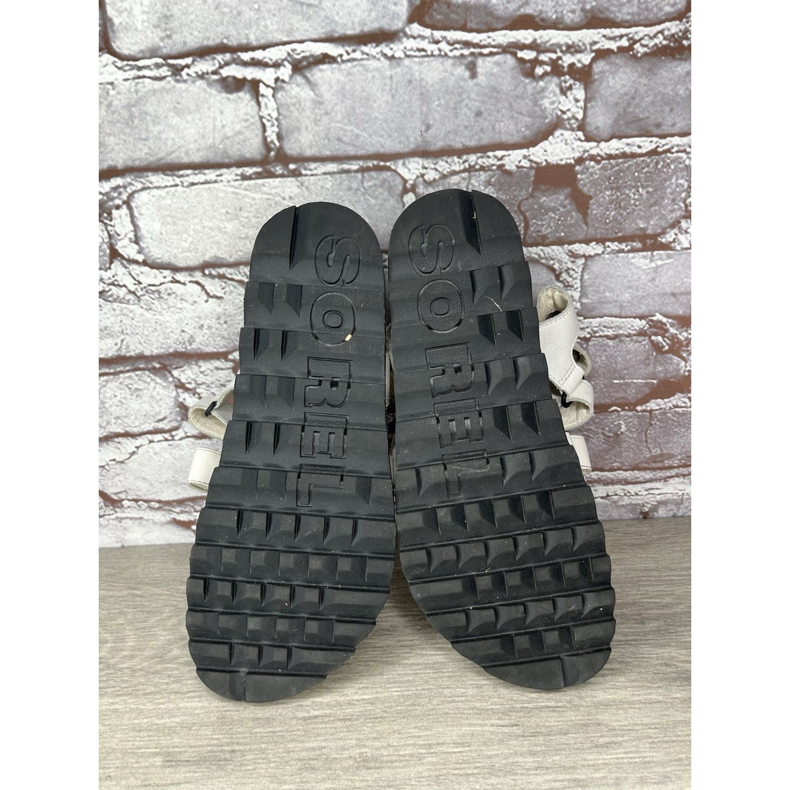 SOREL Sorel Roaming White Leather Multi Strap Platform Sandals Wom Size US 7.5 / IT 37.5 - 10 Thumbnail