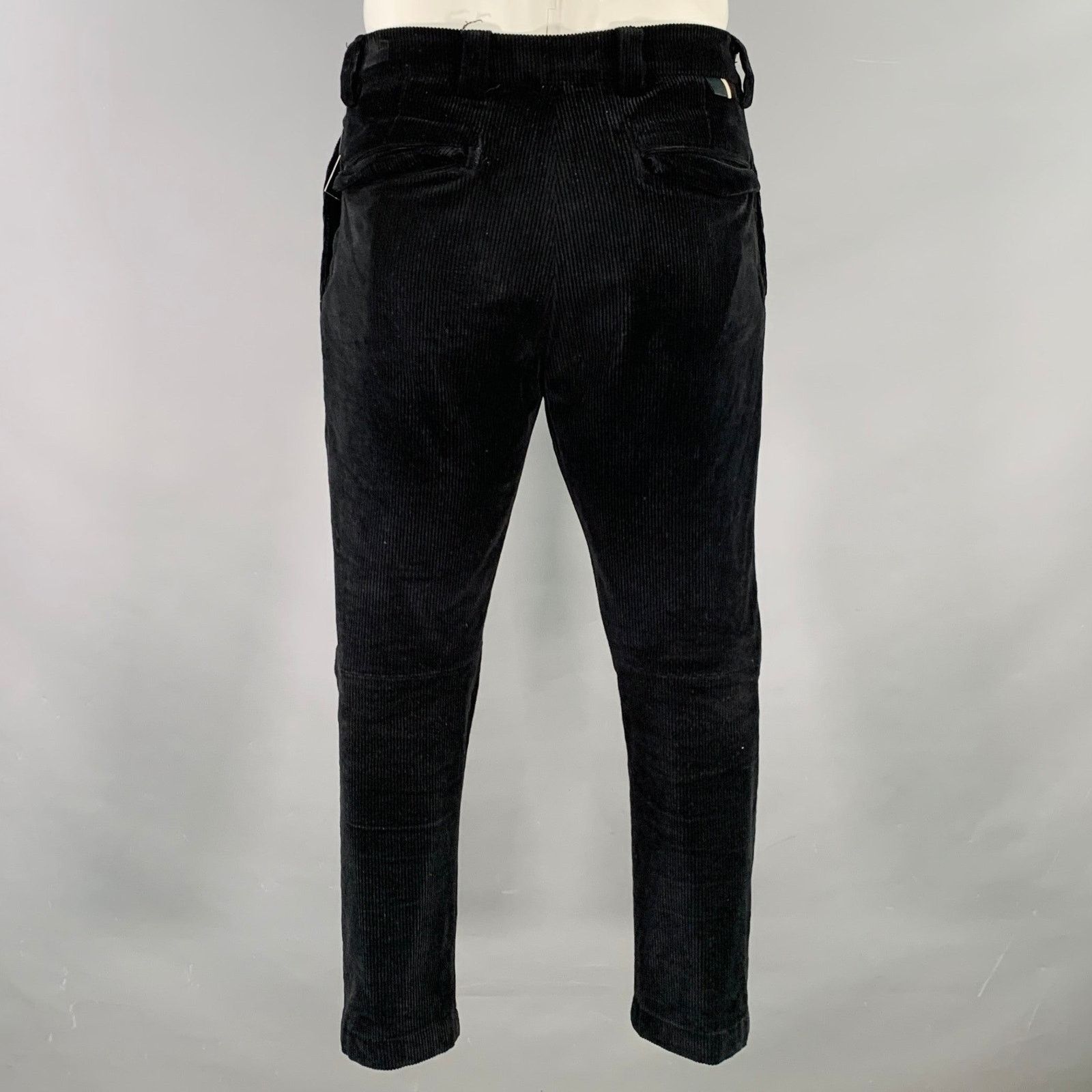 Low Brand LOW BRAND Black Corduroy Cotton Blend Pleated Casual Pants Size US 36 / EU 52 - 3 Thumbnail