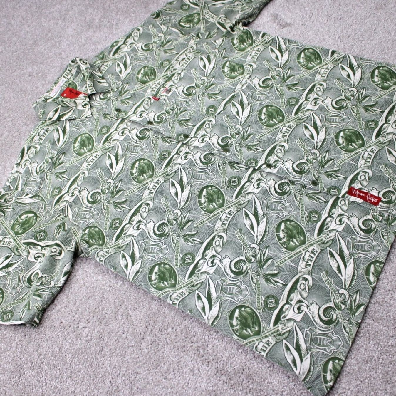 Ecko Unltd. VTG Marc Ecko Polo Shirt Mens XL Green All Over Print S/S Tie Button Embroidered Casual Polo Shirt Size US XL / EU 56 / 4 - 7 Thumbnail
