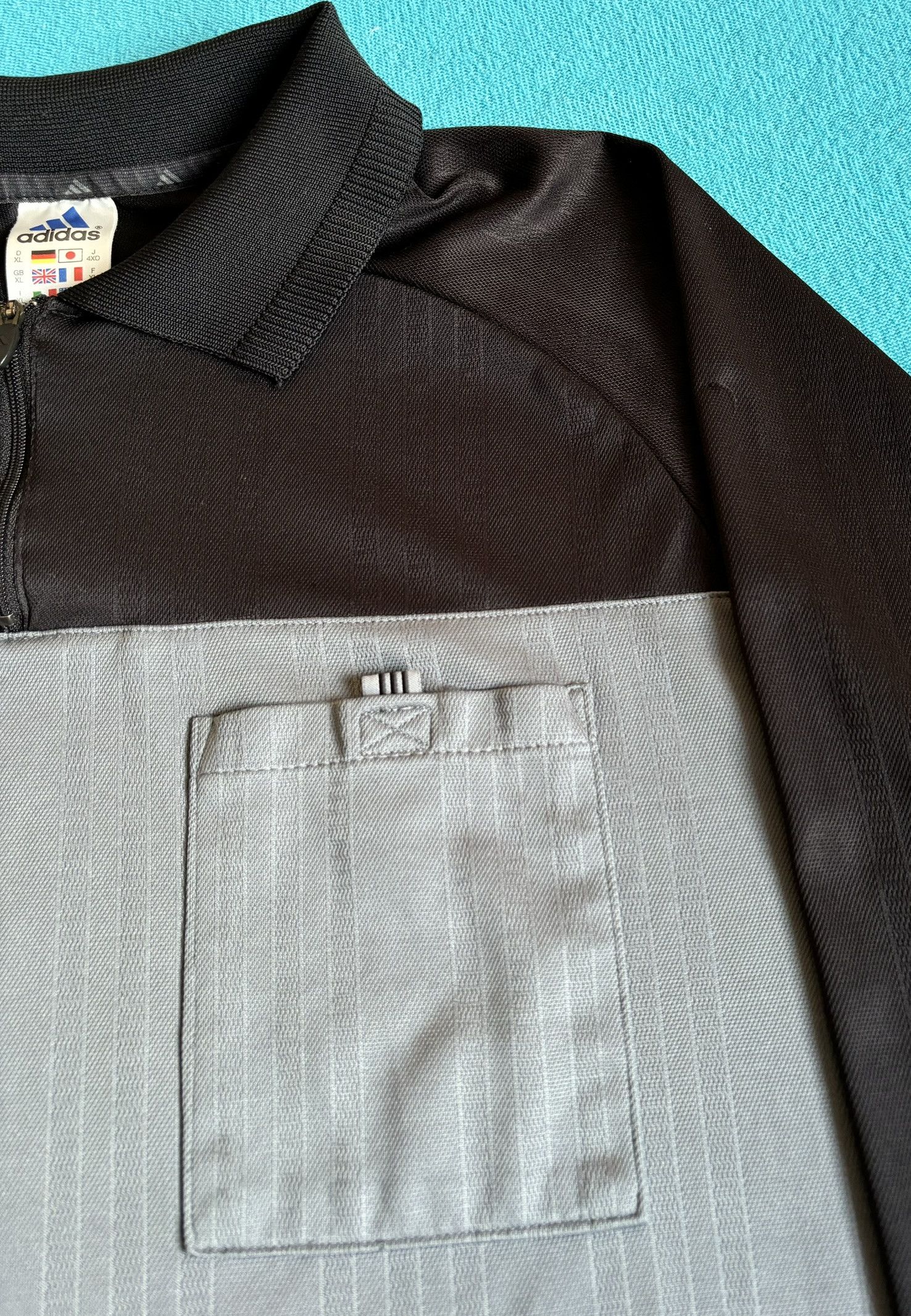 Adidas × Vintage Adidas Referee Jersey vintage 00s Size. XL Size US XL / EU 56 / 4 - 7 Thumbnail
