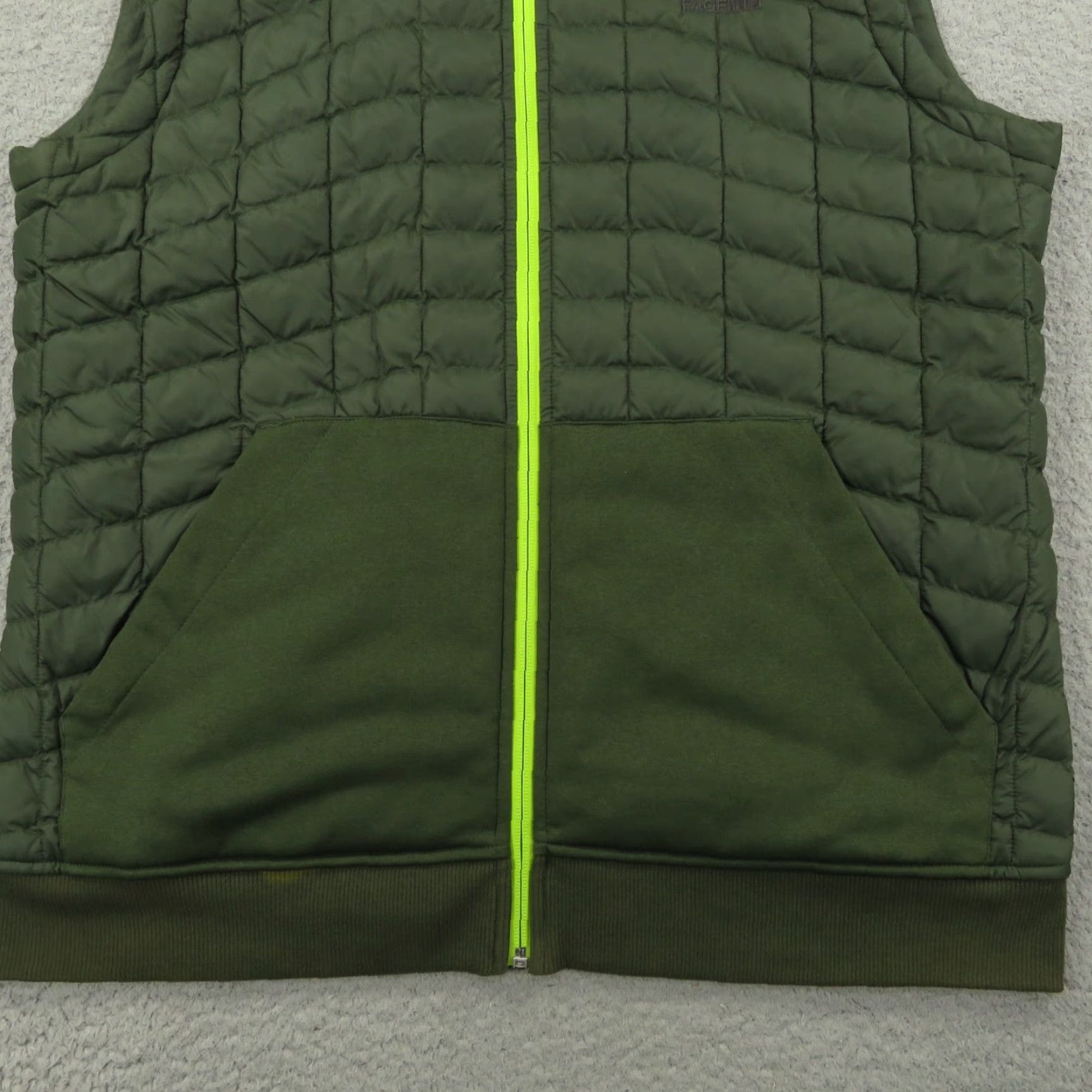 The North Face The North Face Vest Mens Large Thermoball Hooded Kilowatt Quilted Full Zip Lime Size US L / EU 52-54 / 3 - 2 Thumbnail