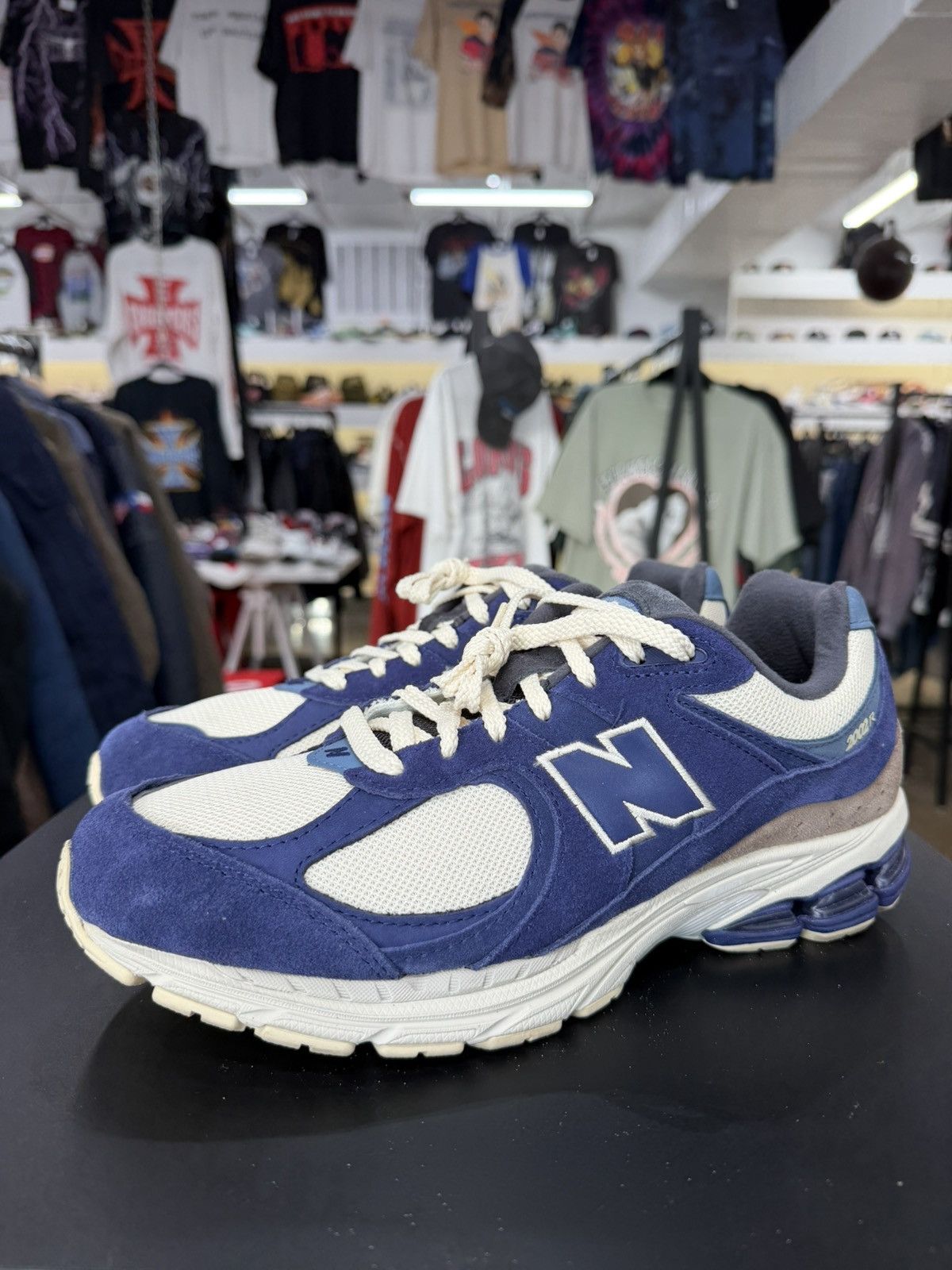 New Balance New Balance 2002R Light Cream Purple Size 10.5 (2022) Size US 10.5 / EU 43-44 - 1 Thumbnail