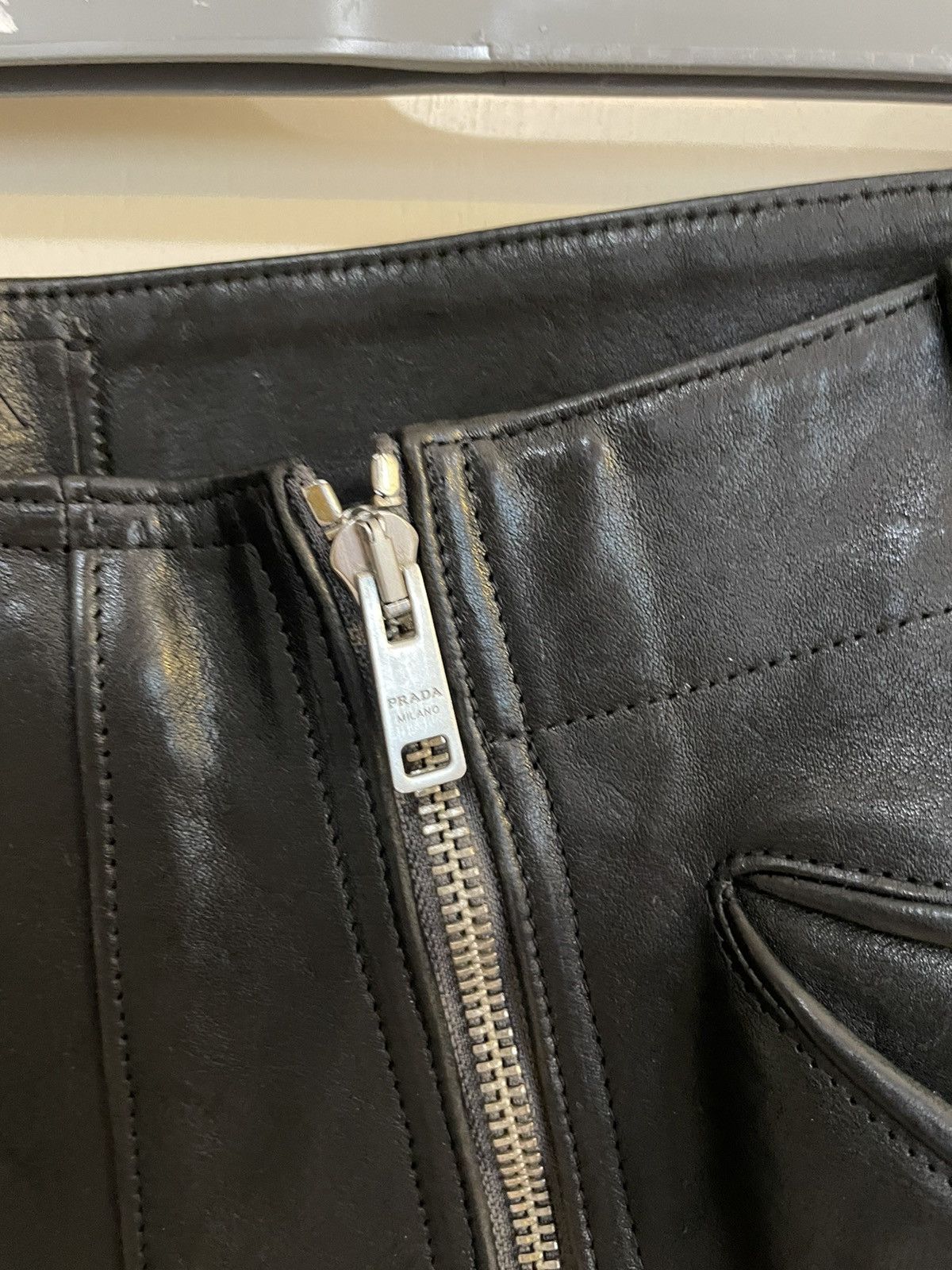 Prada Prada 2023 SS runway mens leather shorts Size US 30 / EU 46 - 4 Thumbnail