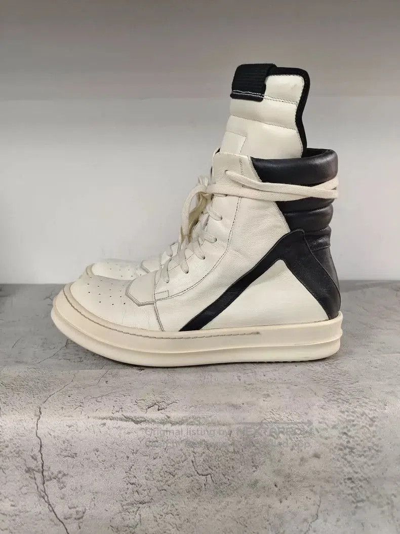 Rick Owens Rick Owens White và Black Geobasket Sneakers. Size US 7.5 / EU 40-41 - 2 Thumbnail