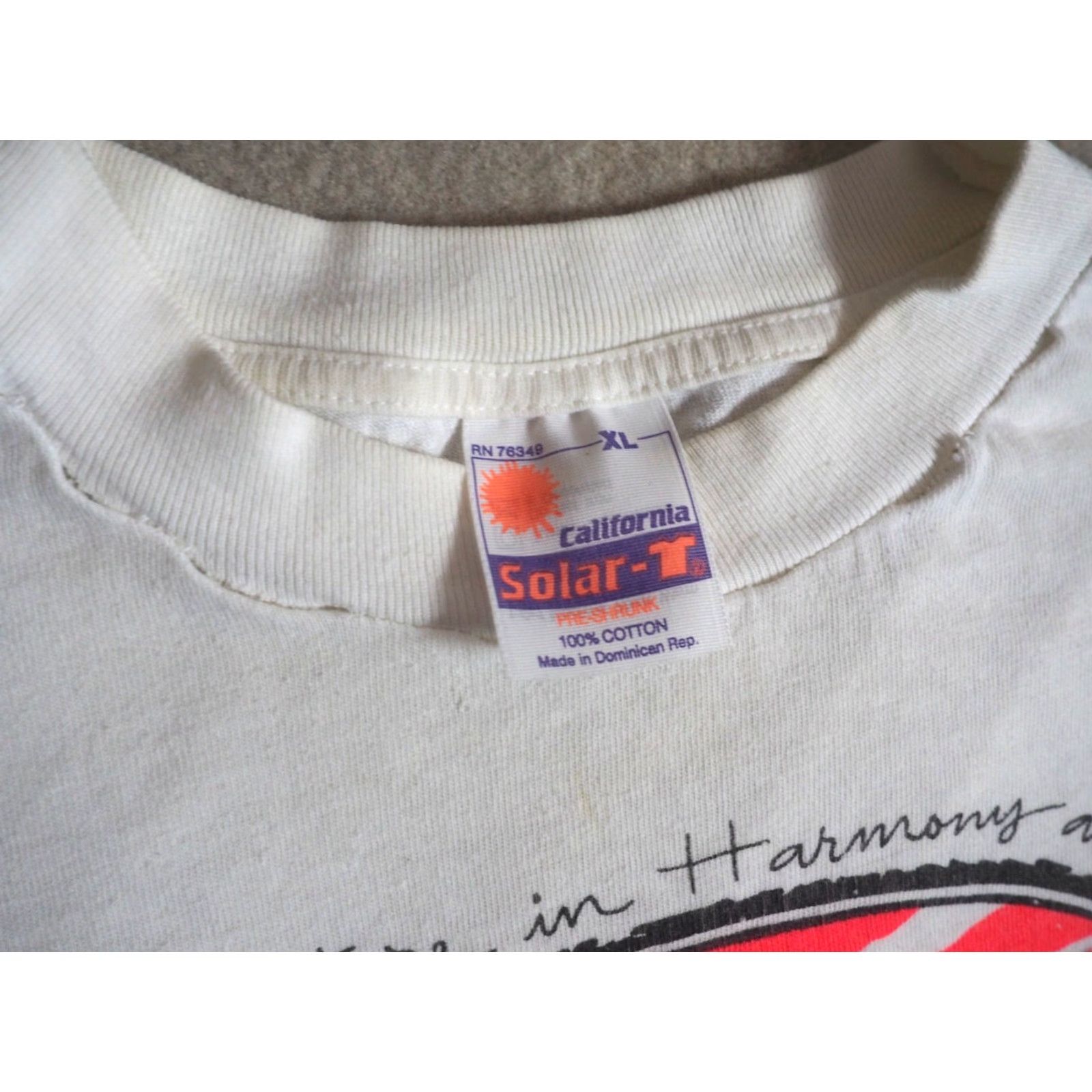 Vintage VINTAGE Solar Hawaii Whale Nature Animal Beach Art USA White Tee T-Shirt Mens L Size US L / EU 52-54 / 3 - 4 Thumbnail