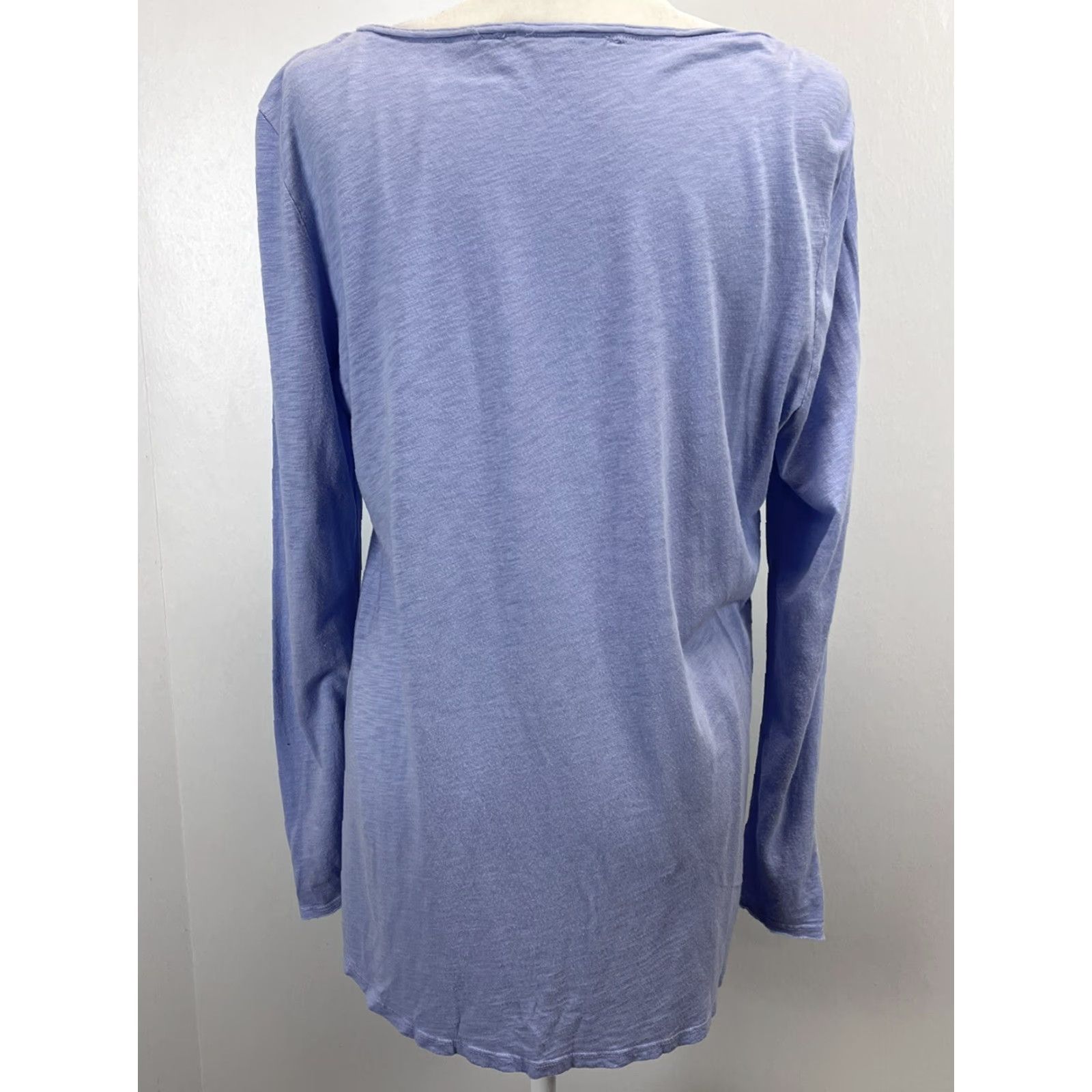 Soft Surroundings SOFT SURROUNDINGS Tunic Shirt - Shirt - Women - Size M - Purple - Long Sleeve - Scoop Neck - Pullover - Button Accent - Casual Tunic Top Size M / US 6-8 / IT 42-44 - 3 Thumbnail