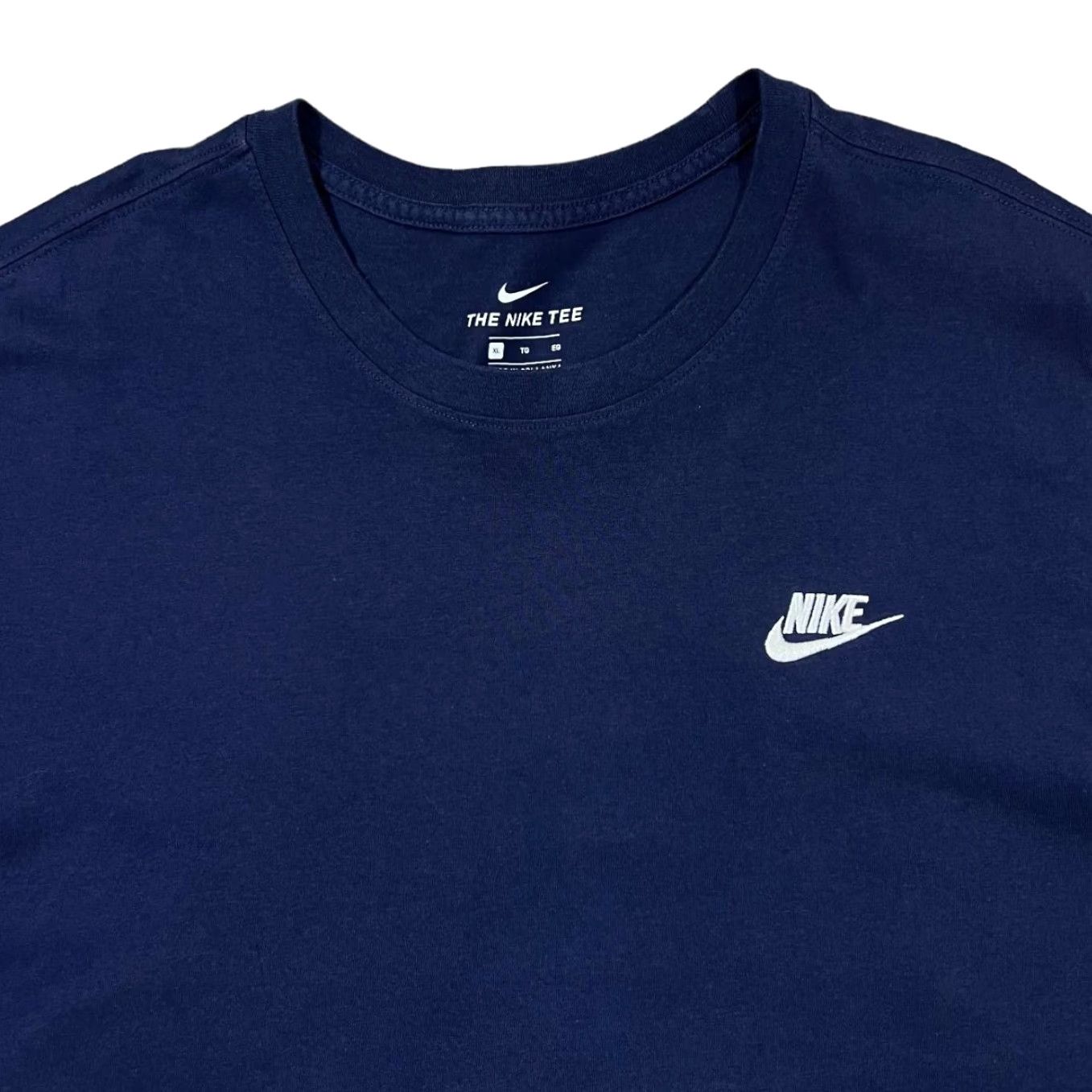Nike Nike The Nike Tee Embroidered Logo Short Sleeve Navy Blue Cotton T-Shirt XL Mens Shirt Size US XL / EU 56 / 4 - 3 Thumbnail