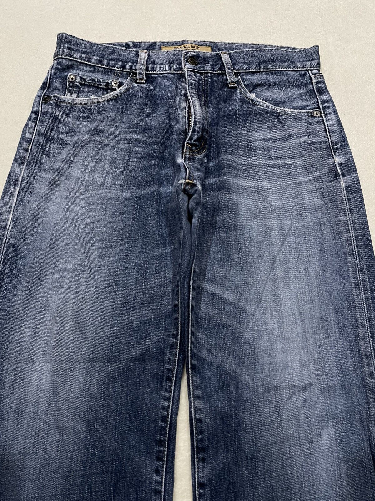 Uniqlo Vintage Uniqlo Straight Cut Distress Ripped Faded Denim Jean Size US 32 / EU 48 - 2 Thumbnail