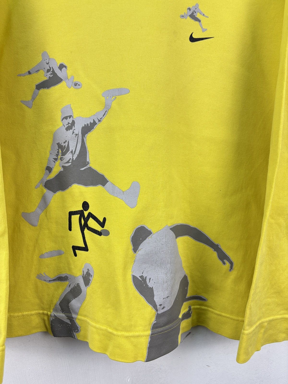Nike Vintage Distressed Nike Frisbee Sport Long Sleeve Yellow Size US L / EU 52-54 / 3 - 3 Thumbnail