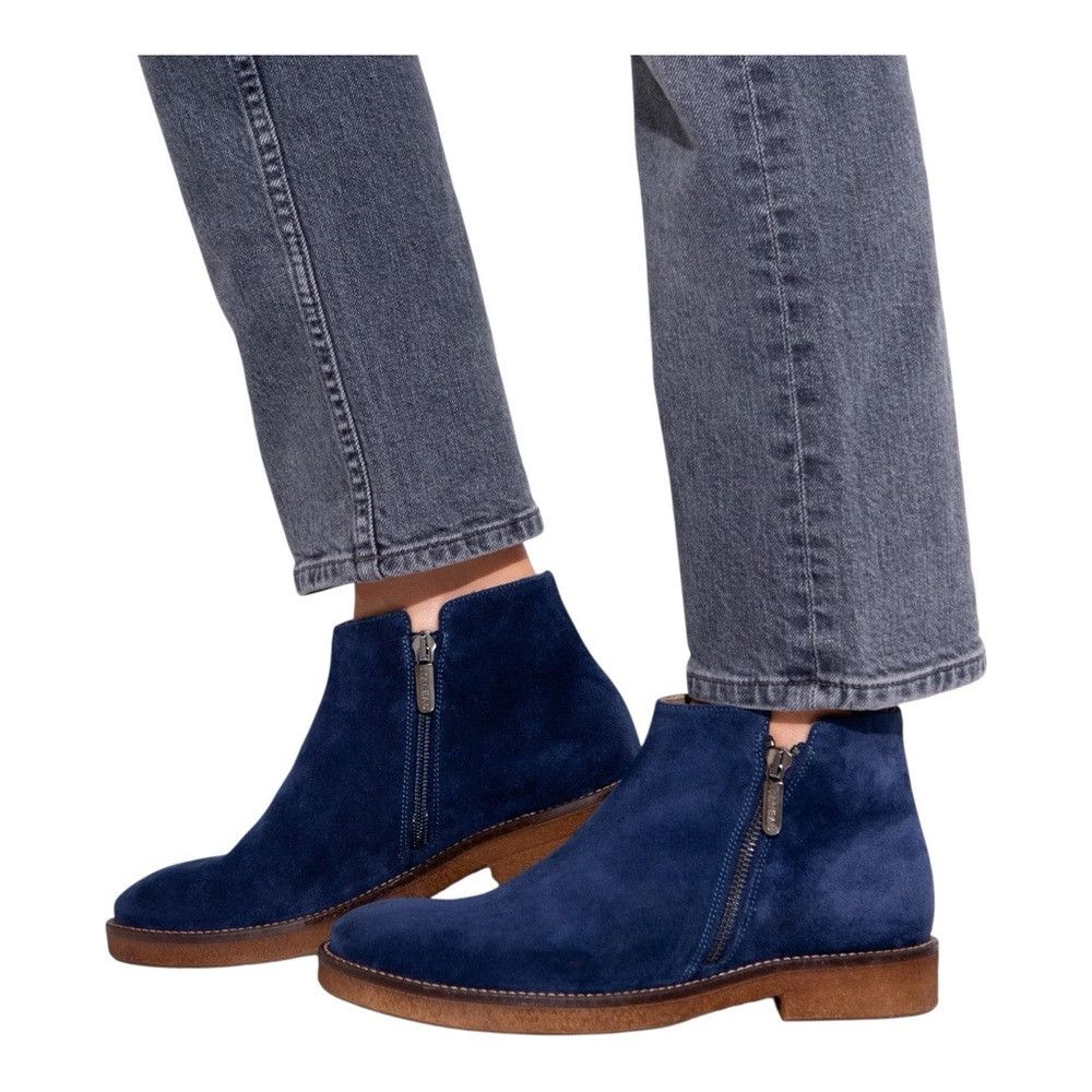 Other ITALEAU Foliana Waterproof Suede Booties – Navy Size: 38 / Size US 7.5 / IT 37.5 - 1 Thumbnail
