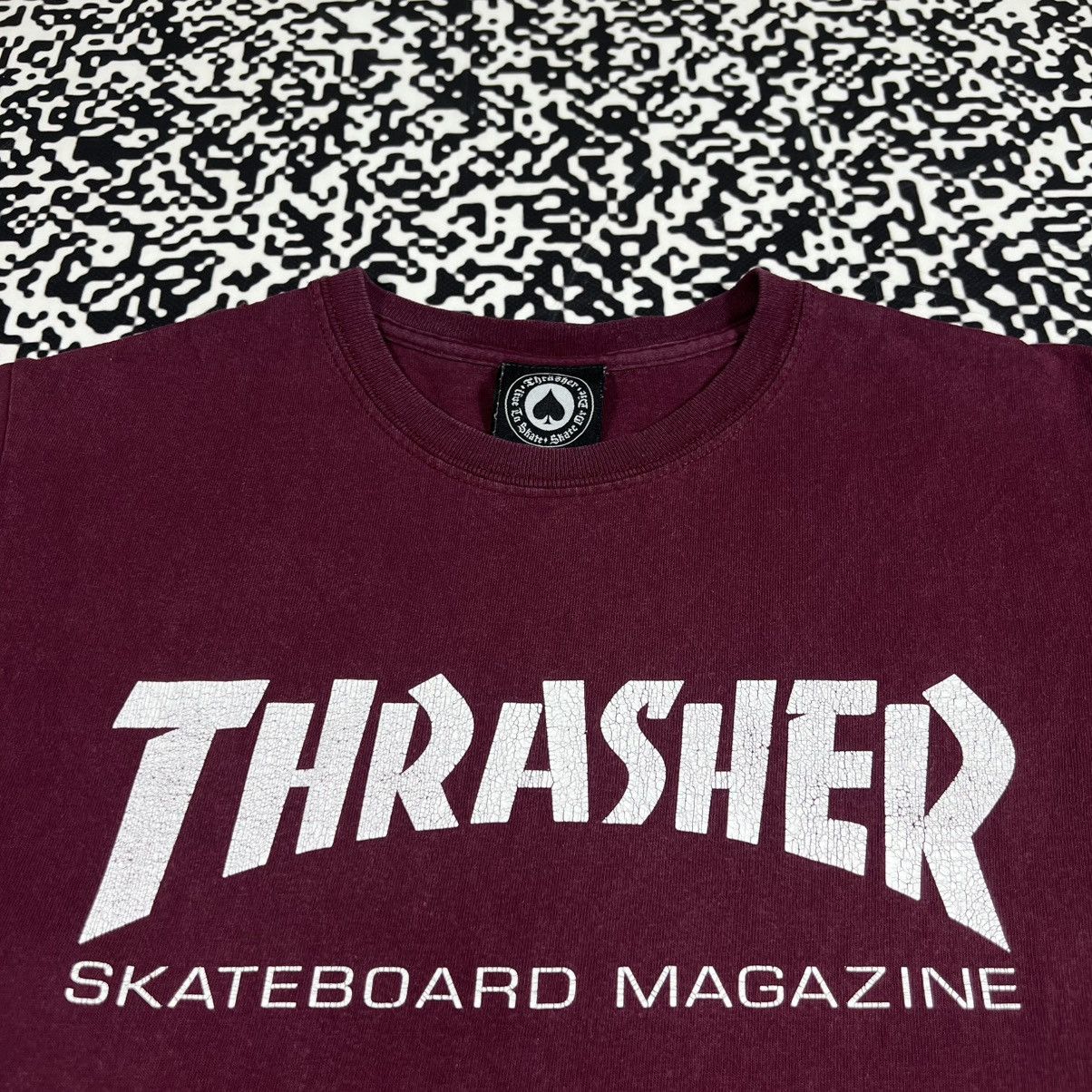 Thrasher Vintage Y2K Thrasher Big Logo SK8 Skateboard Magazine Tshirt Size US S / EU 44-46 / 1 - 7 Thumbnail