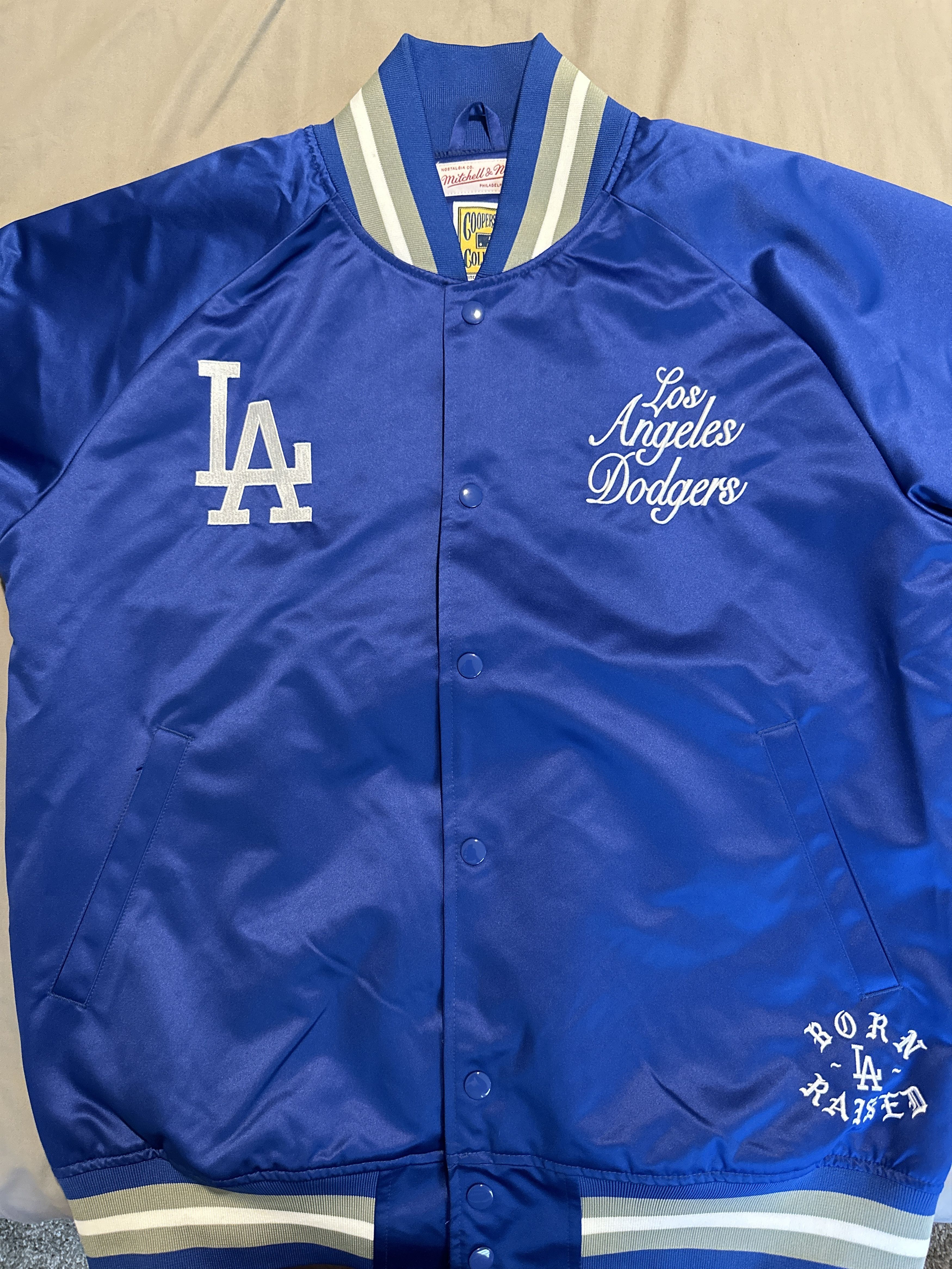 BXR Pueblo Satin Jacket Los Angeles Dodgers - Shop Mitchell & Ness