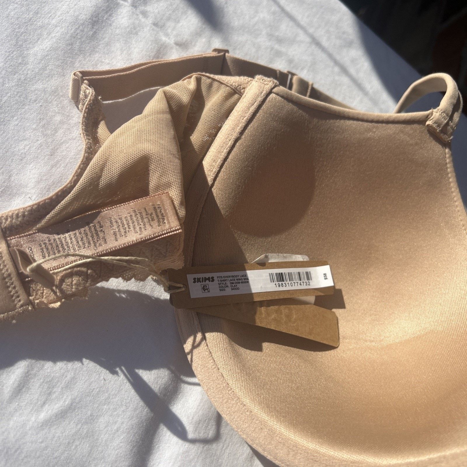 SKIMS SKIMS Fits Everybody Lace T-Shirt Bra 34DDD Clay New w tags Size ONE SIZE - 6 Thumbnail