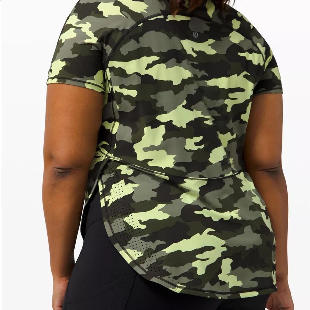 Lululemon Lululemon Green Camo UVP Run Athletic Short Sleeve Shirt Size S / US 4 / IT 40 - 2 Thumbnail